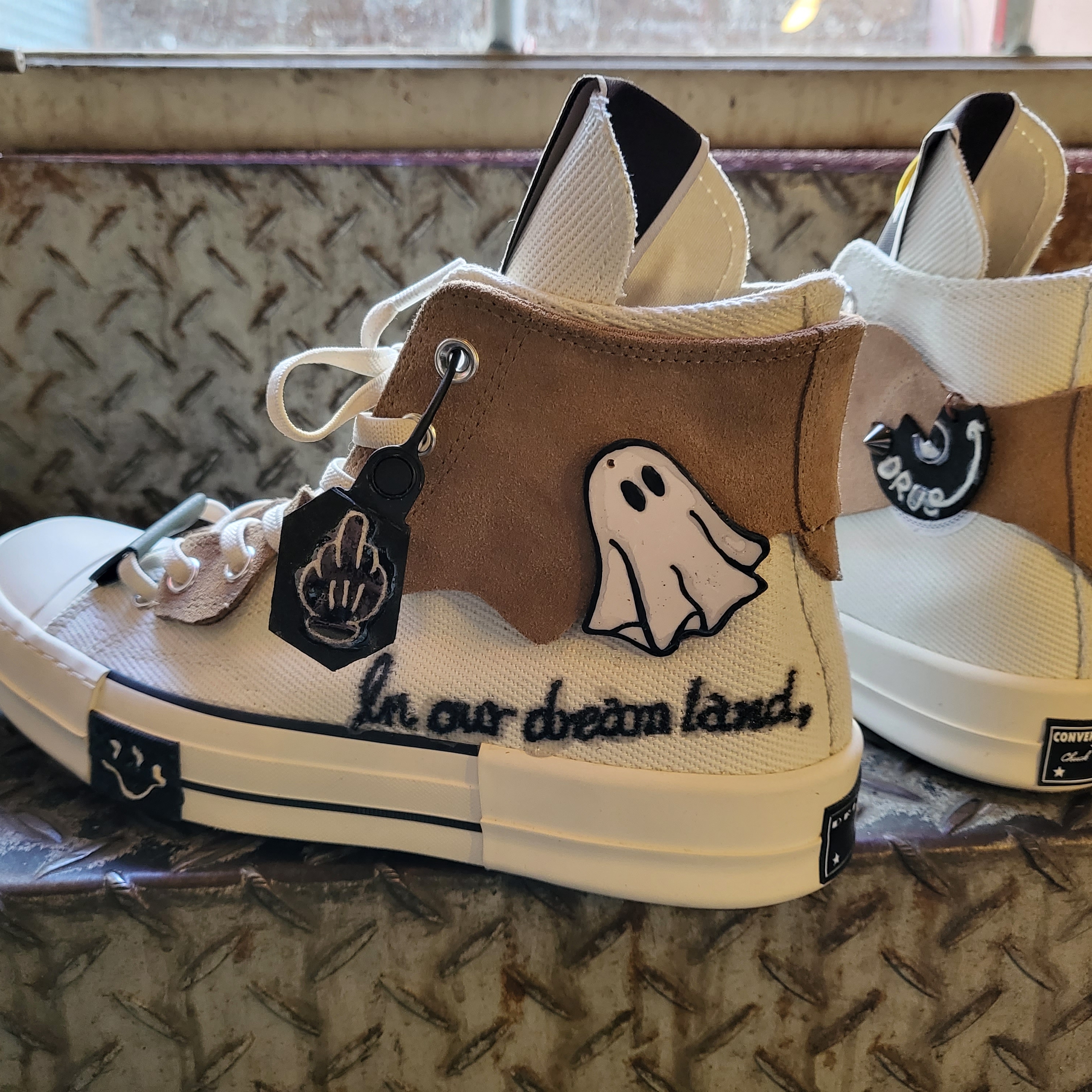 Converse x Ader Error Chuck 70 High White, Converse x Drkshdw Drkstr Chuck 70 High Lily White 착용 스타일 - 2