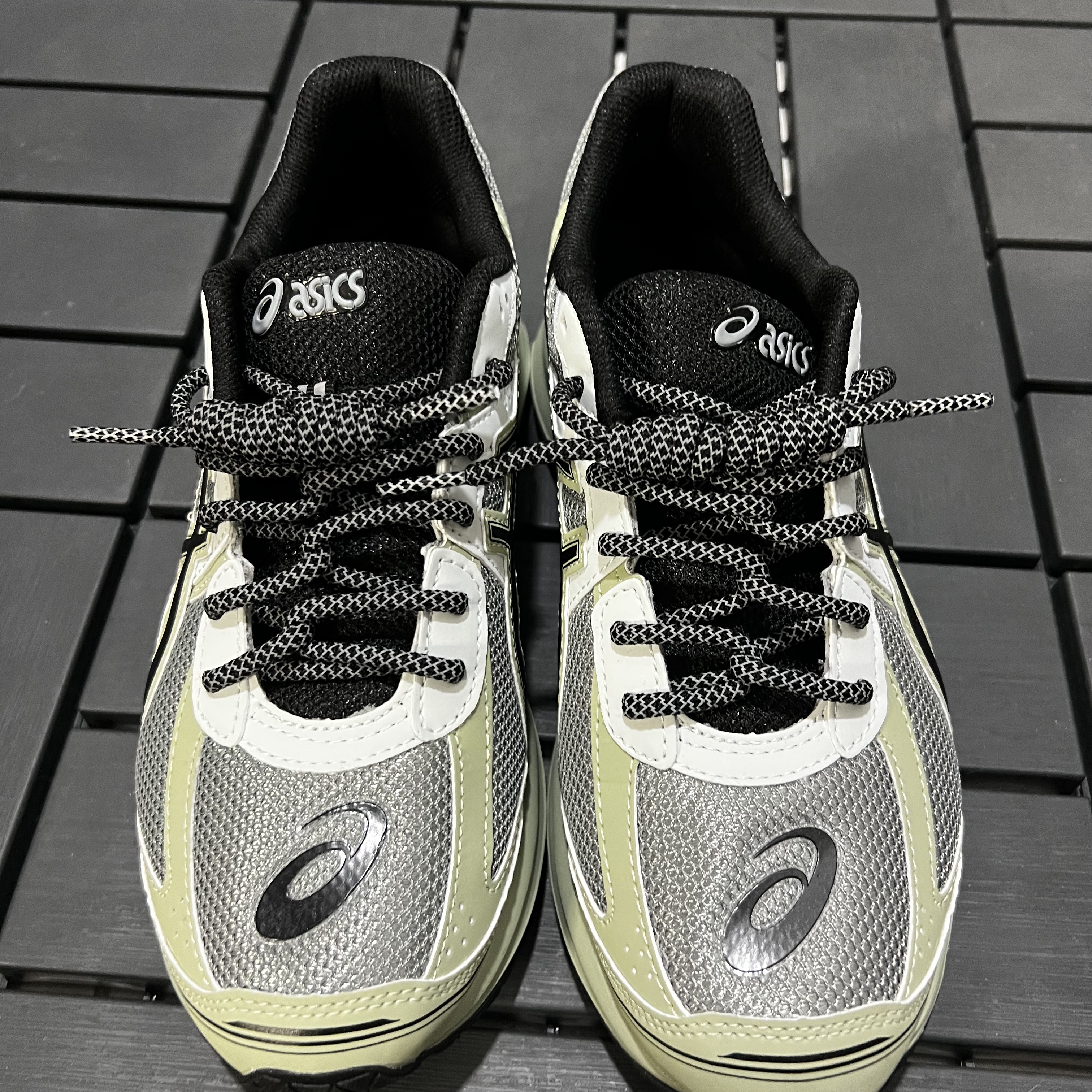 Asics Jog 100 S Sheet Rock - 2E Wide 착용 스타일 - 2