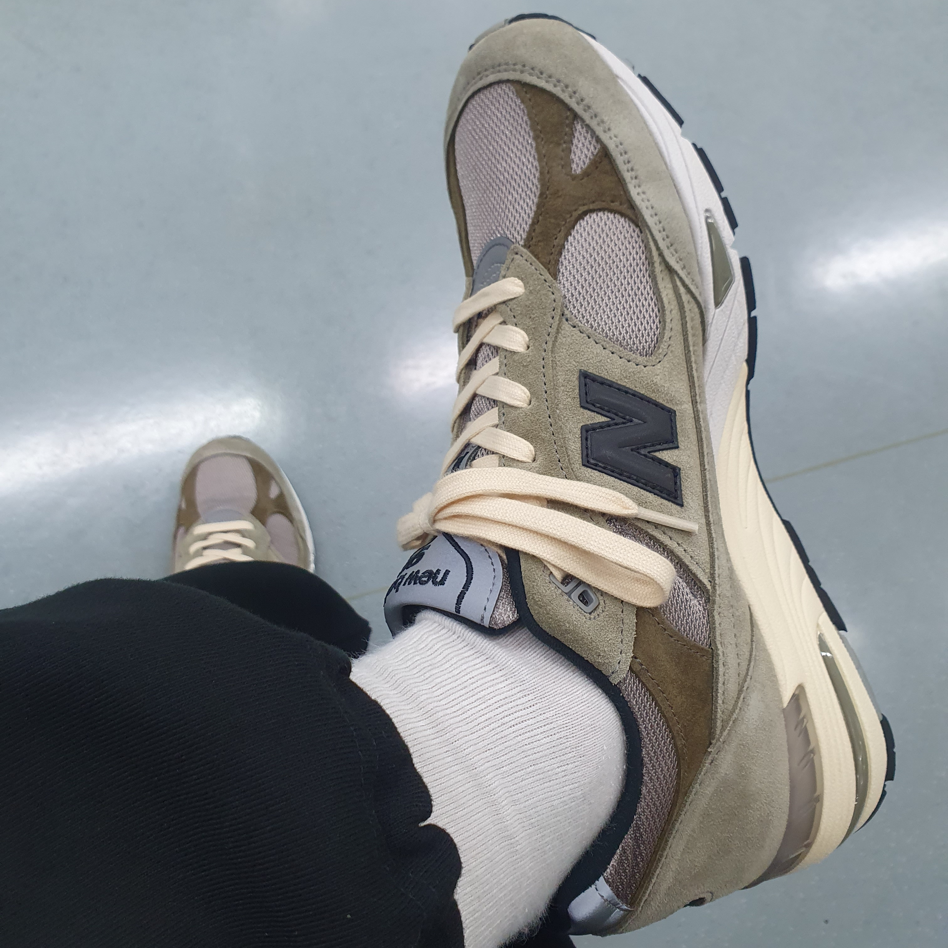 New Balance x JJJJound 991 Made in UK Grey 착용 스타일
