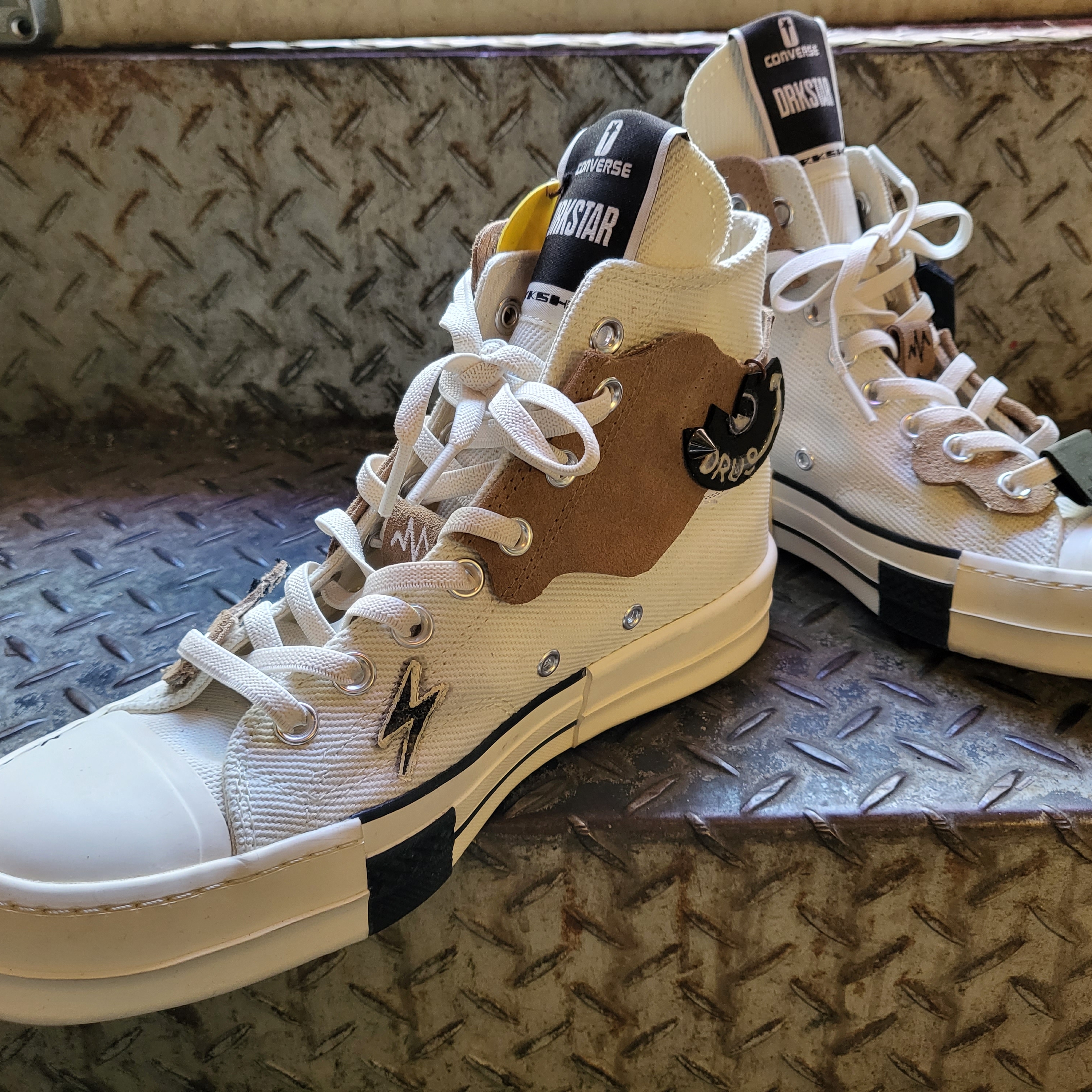 Converse x Ader Error Chuck 70 High White, Converse x Drkshdw Drkstr Chuck 70 High Lily White 착용 스타일 - 4
