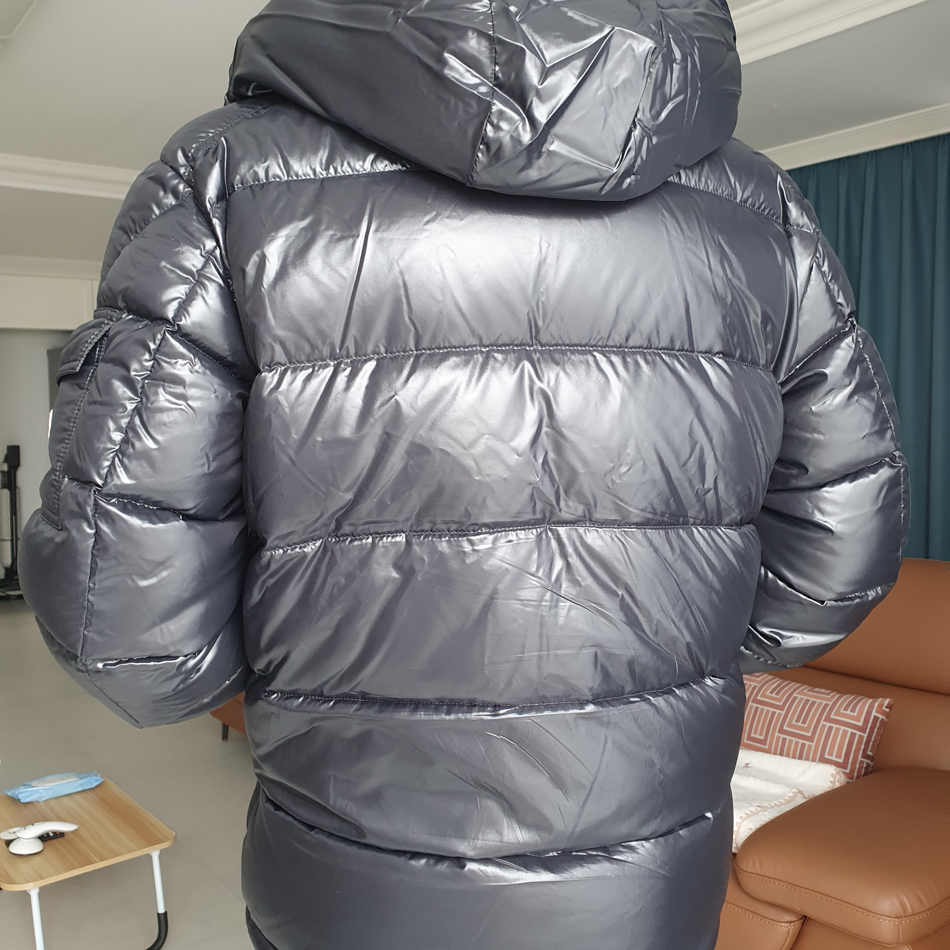 Moncler Maya Short Down Jacket Black - 22FW 착용 스타일 - 3