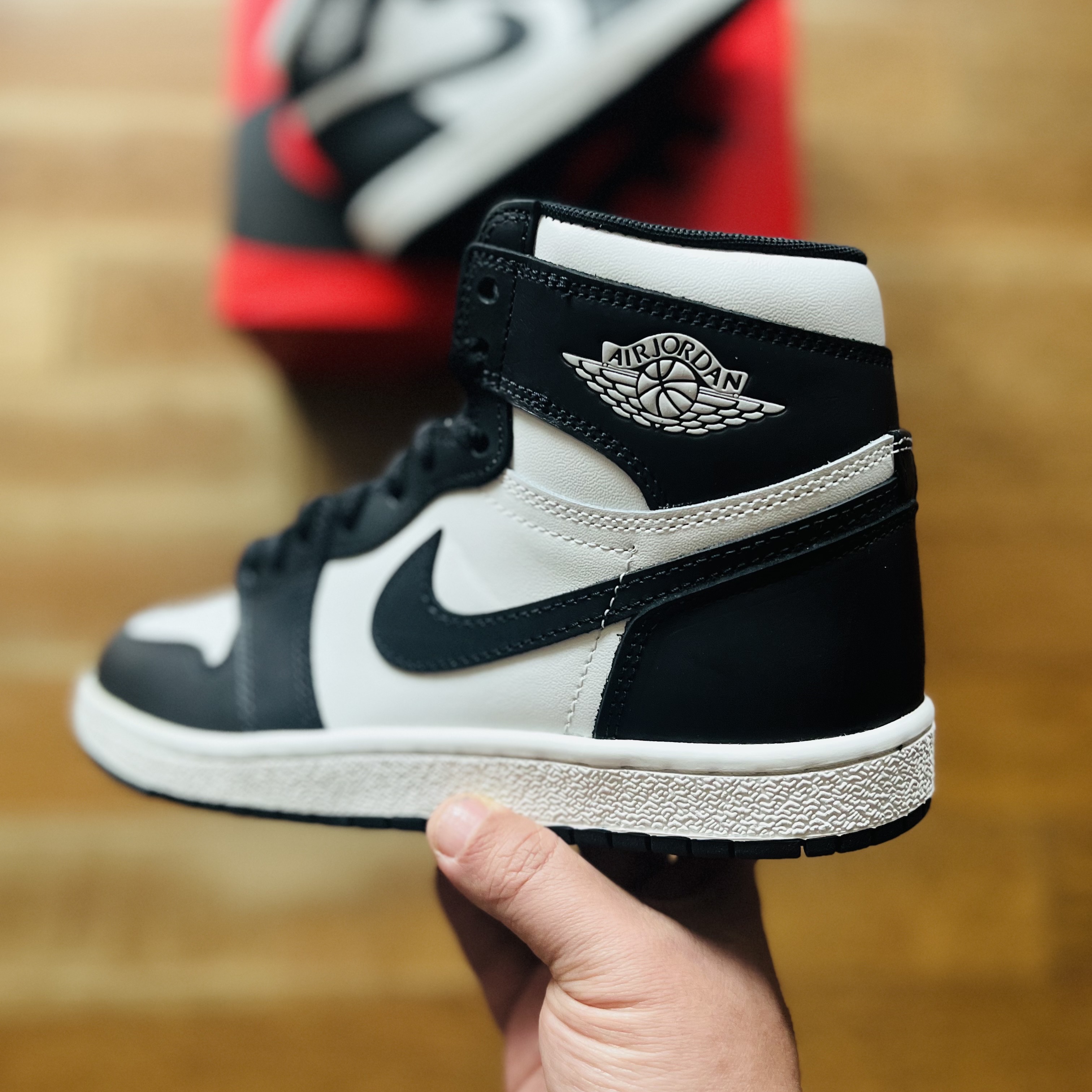 Jordan 1 High 85 Black White 착용 스타일 - 2