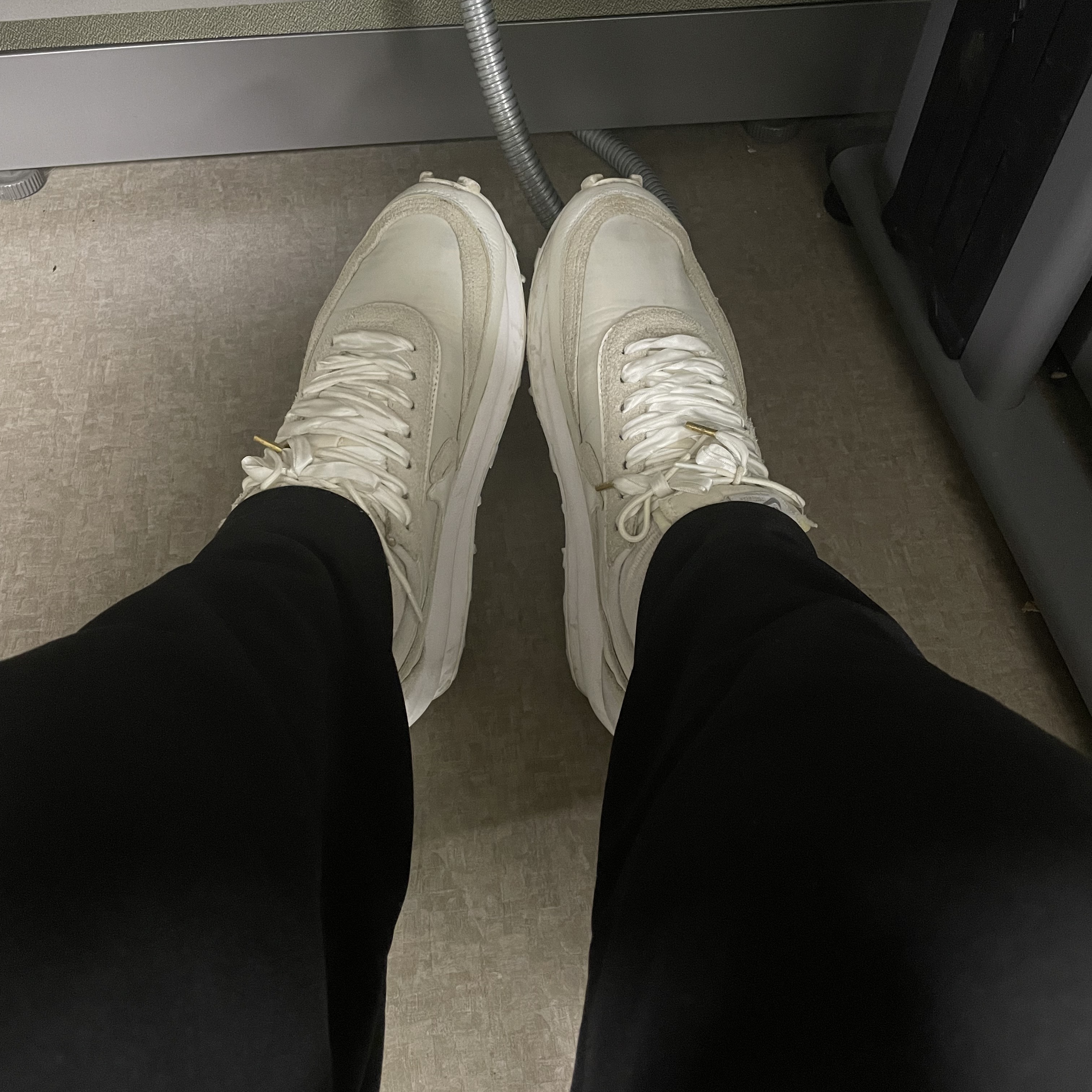 Nike x Sacai LDWaffle White Nylon 착용 스타일