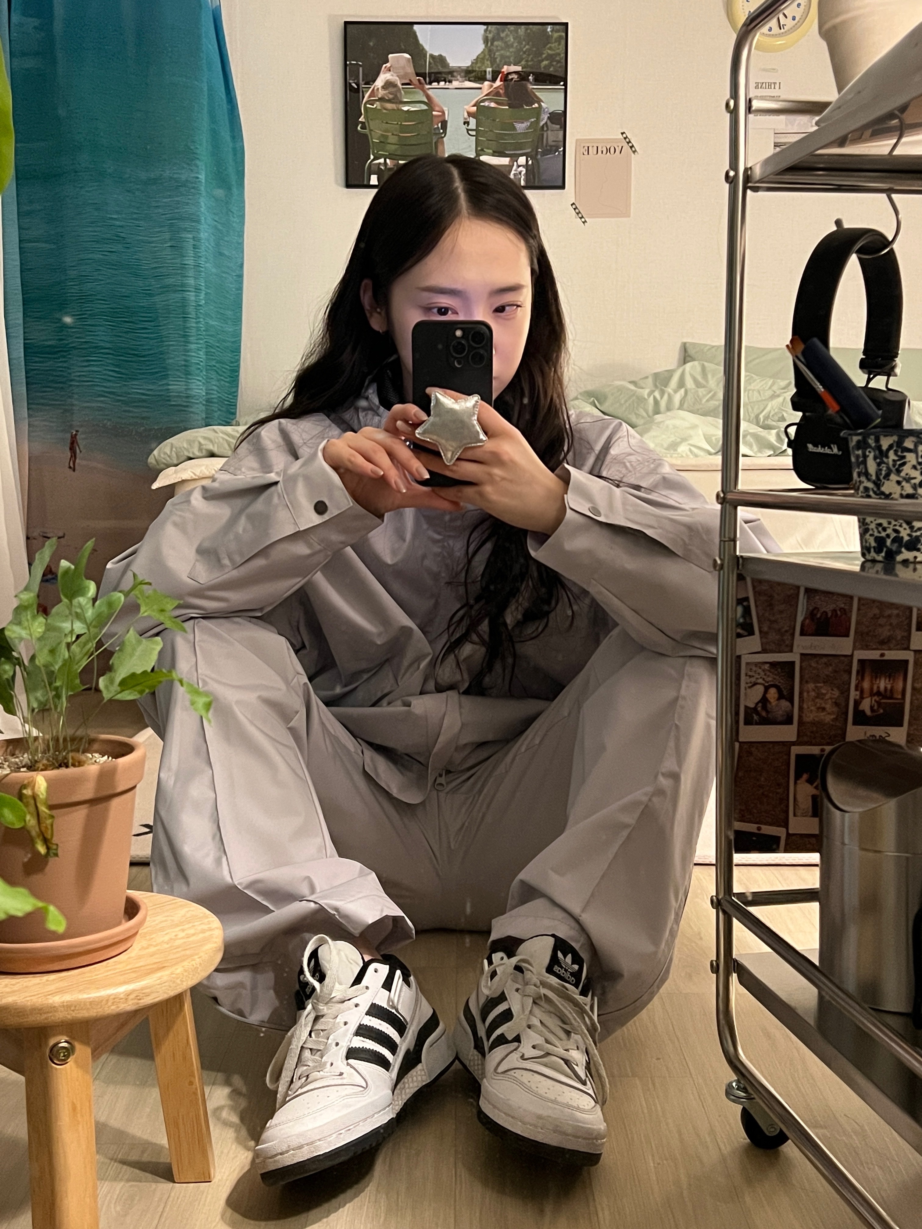 Adidas Forum Low White Black 착용 스타일 - 2