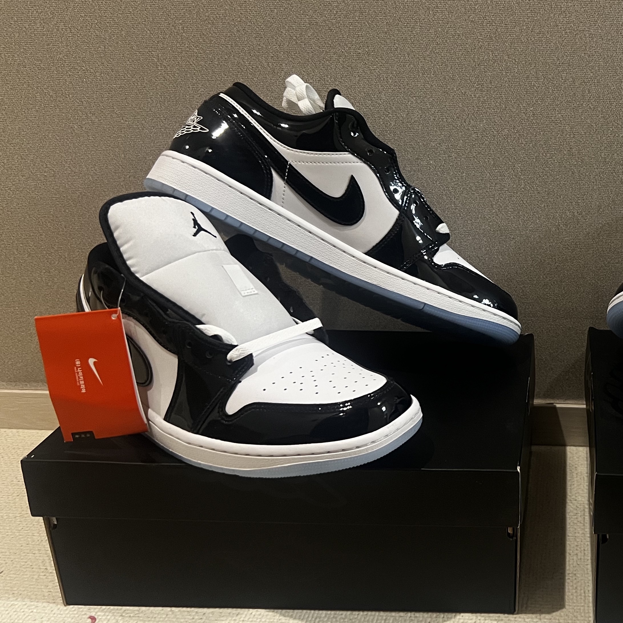 Jordan 1 Low SE Concord, (GS) Jordan 1 Low SE Concord 착용 스타일 - 2