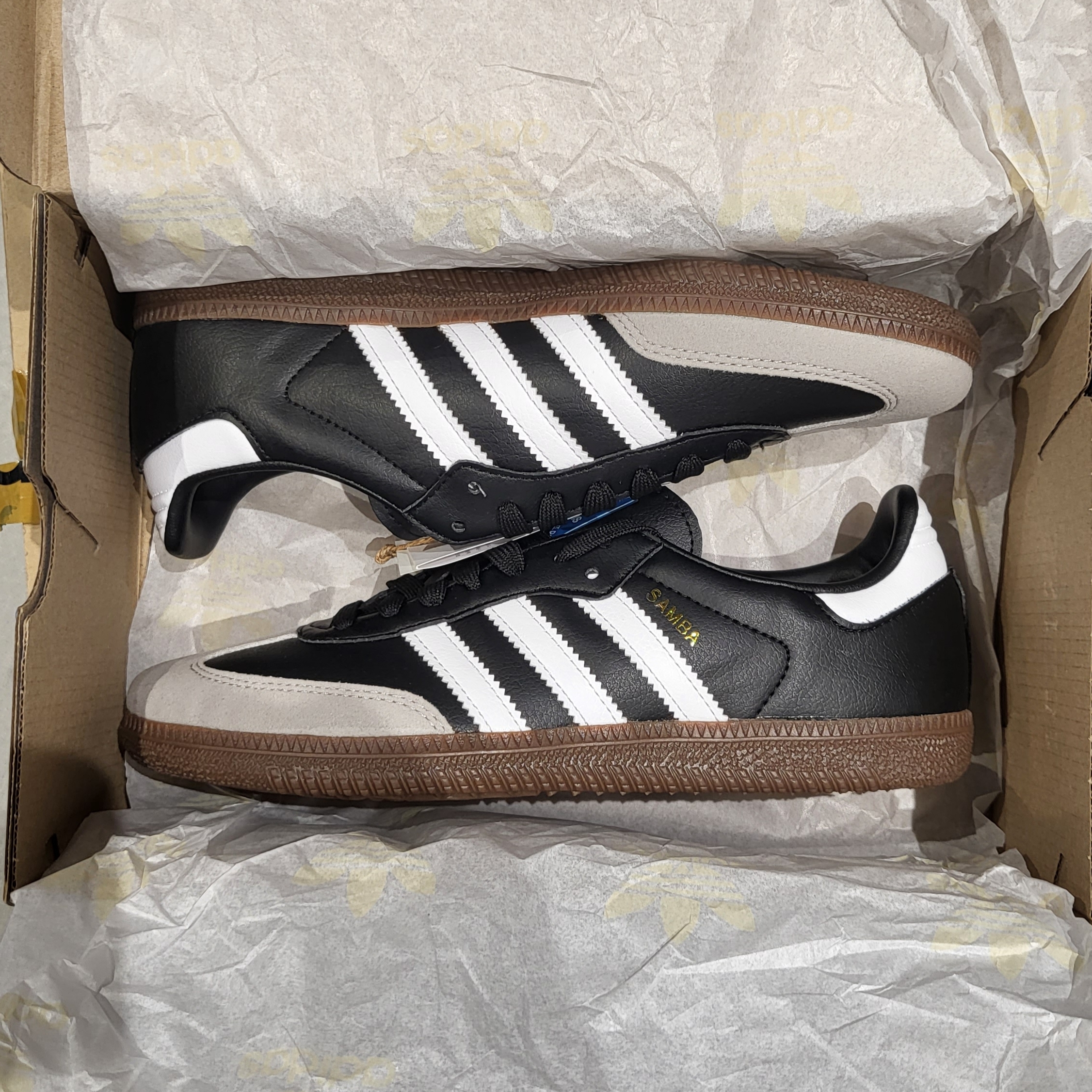 Adidas Samba Vegan Black White 착용 스타일