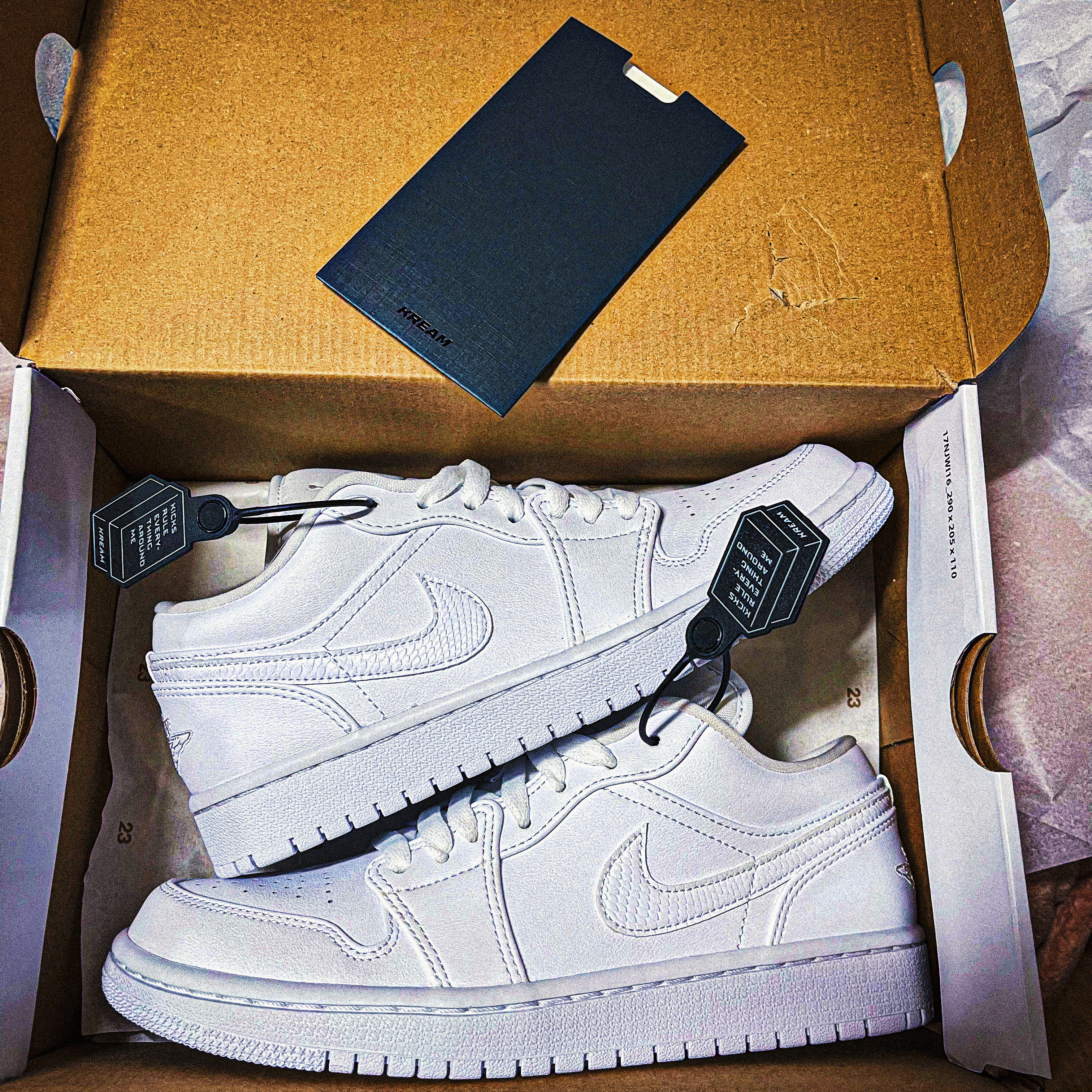 (W) Jordan 1 Low Triple White 2020 착용 스타일
