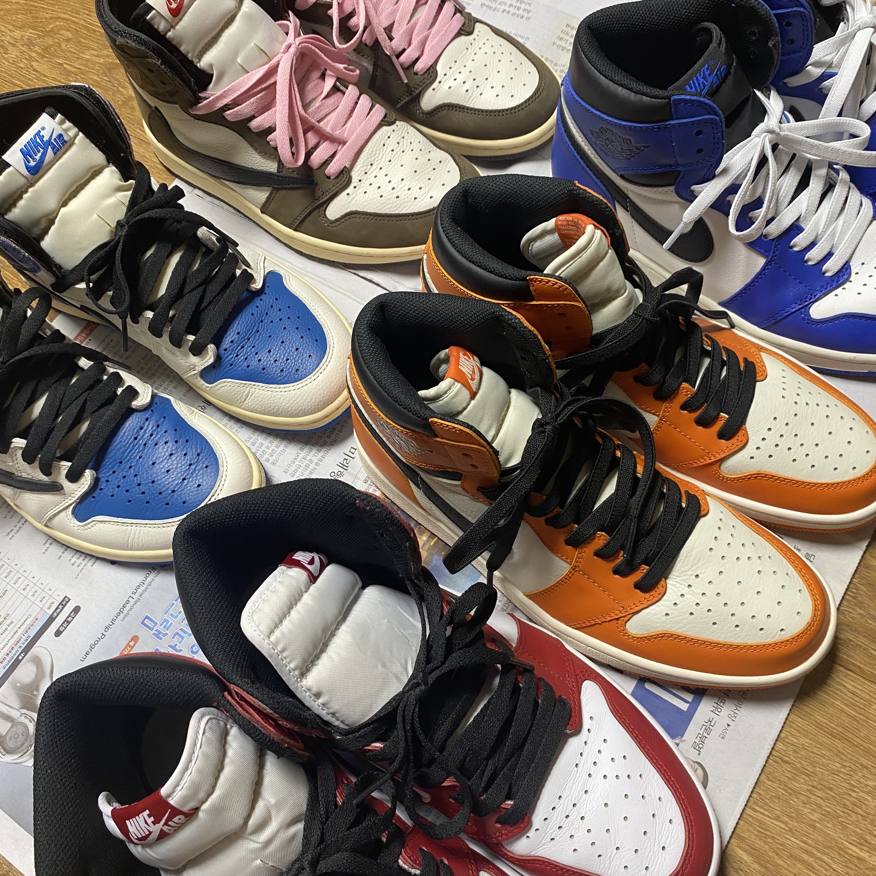 Jordan 1 x Travis Scott x Fragment Retro High OG SP Military Blue, Jordan 1 x Travis Scott Retro High OG SP Mocha 착용 스타일