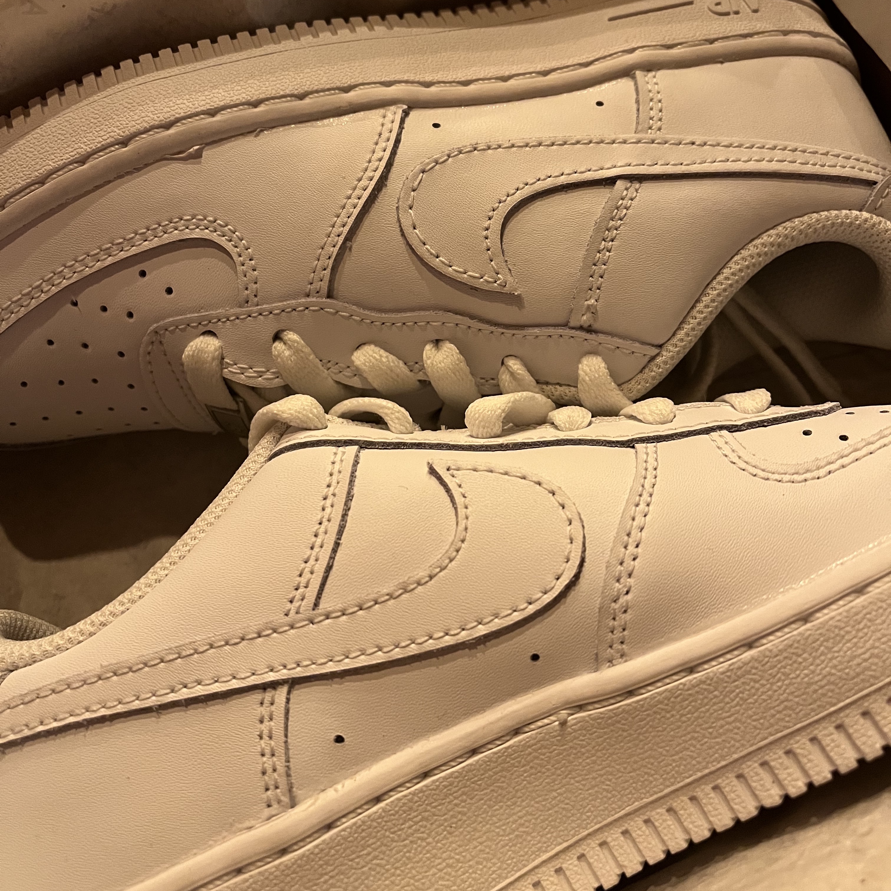 (W) Nike Air Force 1 '07 Low White 착용 스타일 - 2