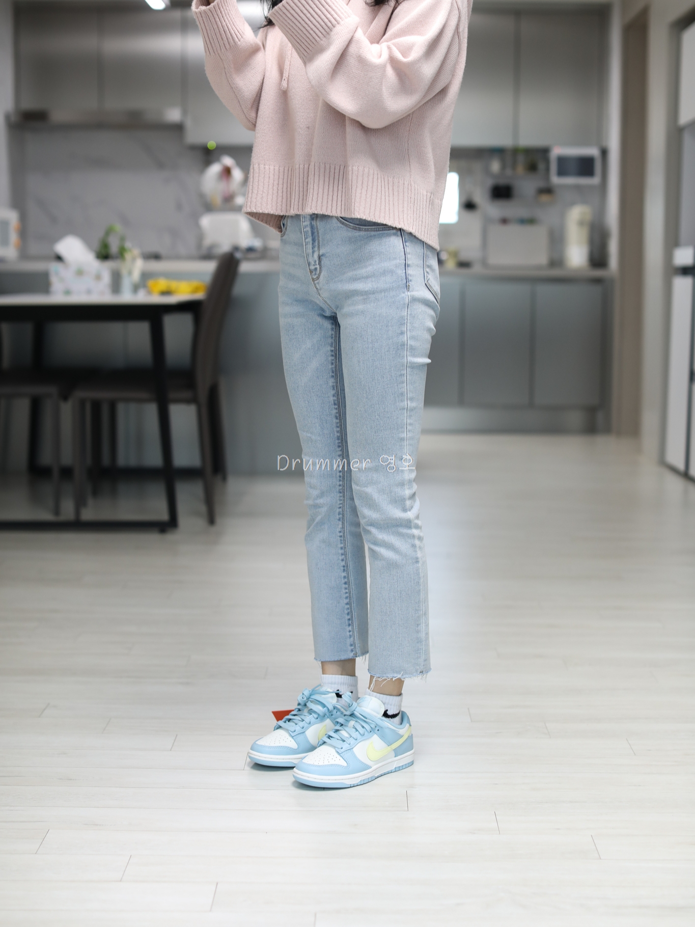 (W) Nike Dunk Low Sail Citron Tint 착용 스타일 - 2
