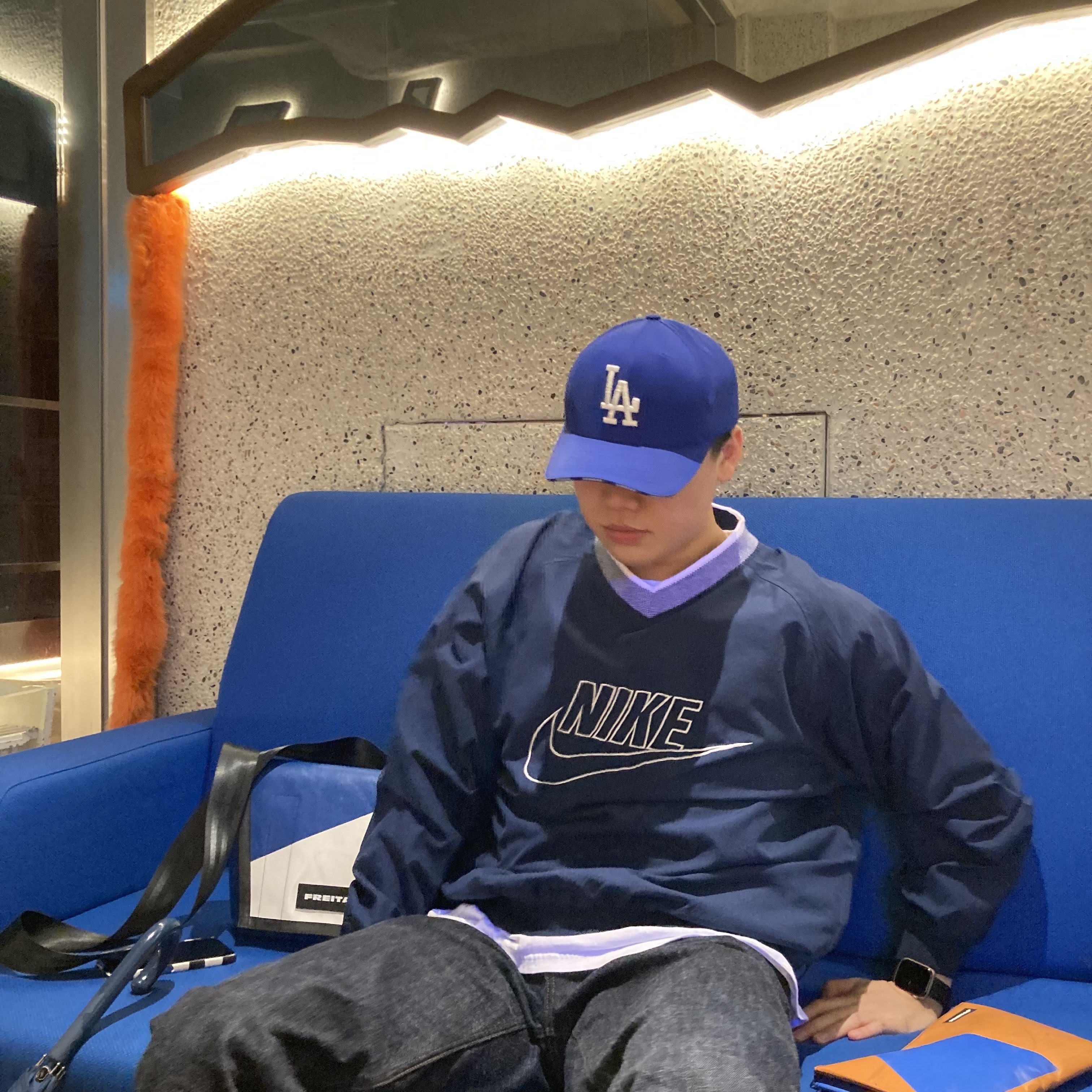 Supreme Denim Camp Cap Washed Blue - 22FW 착용 스타일 - 2