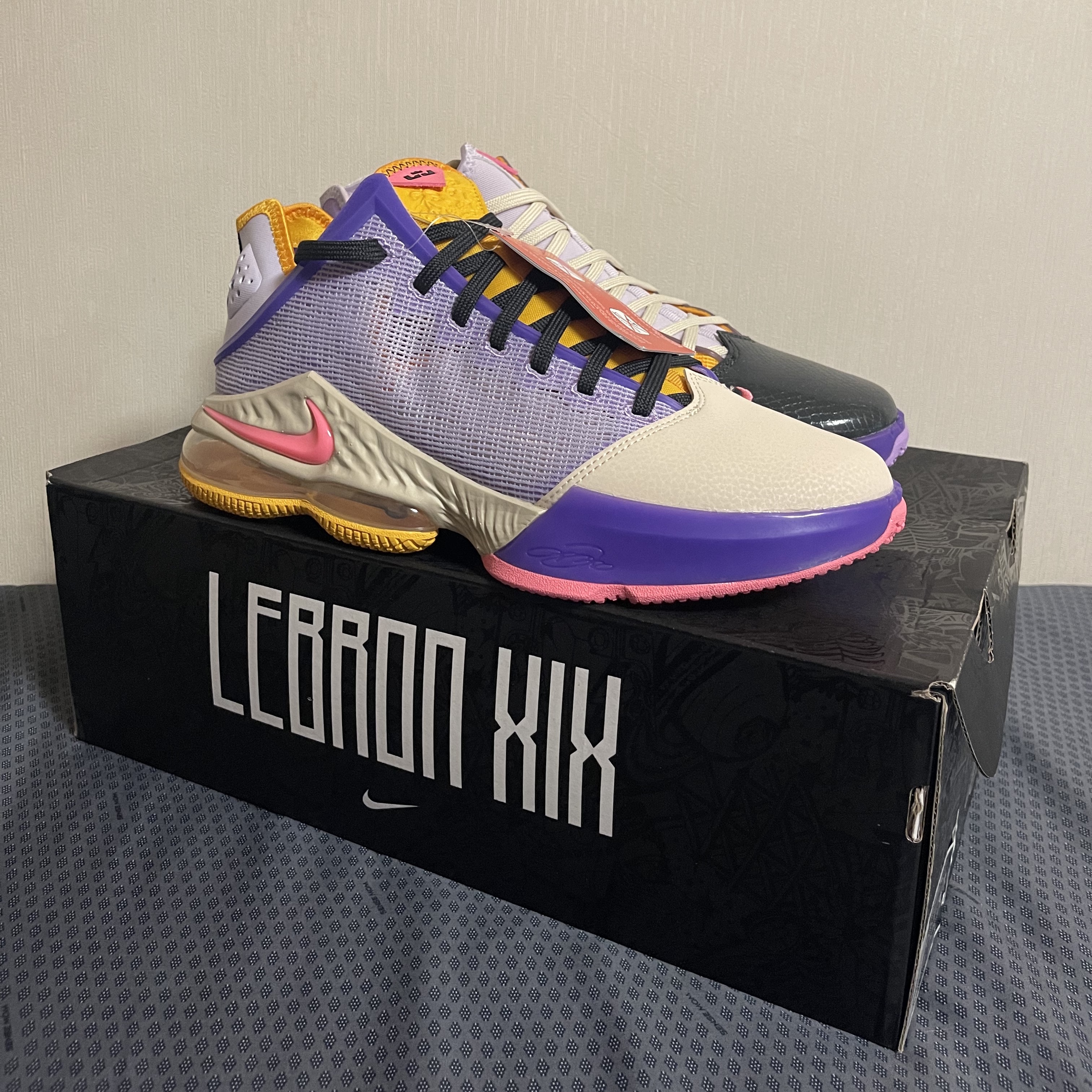 Nike LeBron XIX Low Lilac 착용 스타일 - 2