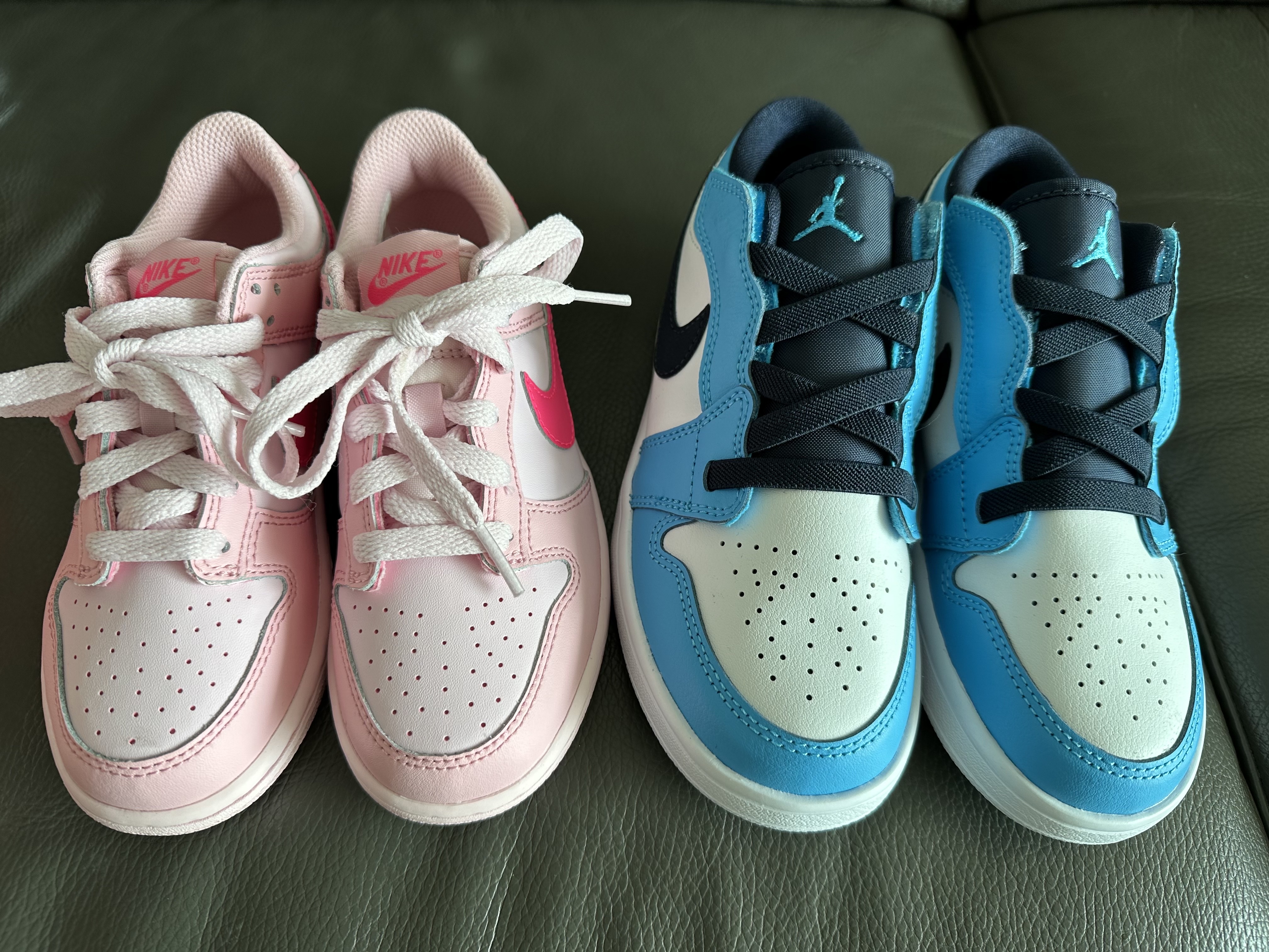 (PS) Nike Dunk Low Triple Pink, (PS) Jordan 1 Low Alt Dark Powder Blue 착용 스타일