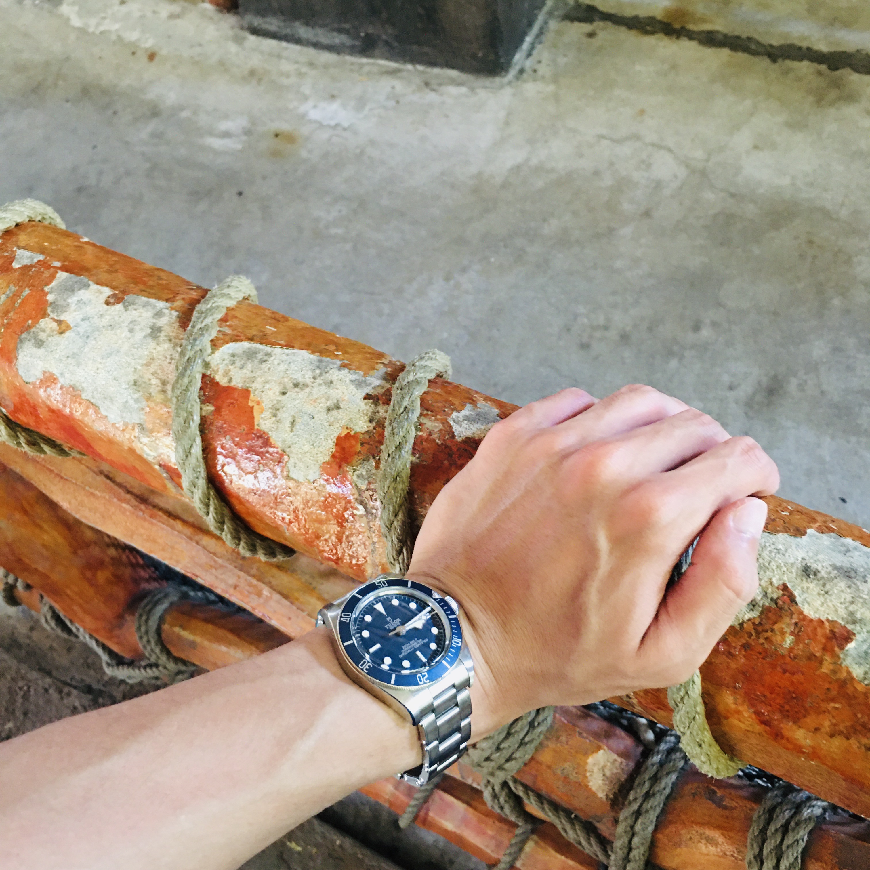 Tudor Black Bay 58 MT5402 Steel Bracelet Blue 착용 스타일 - 2