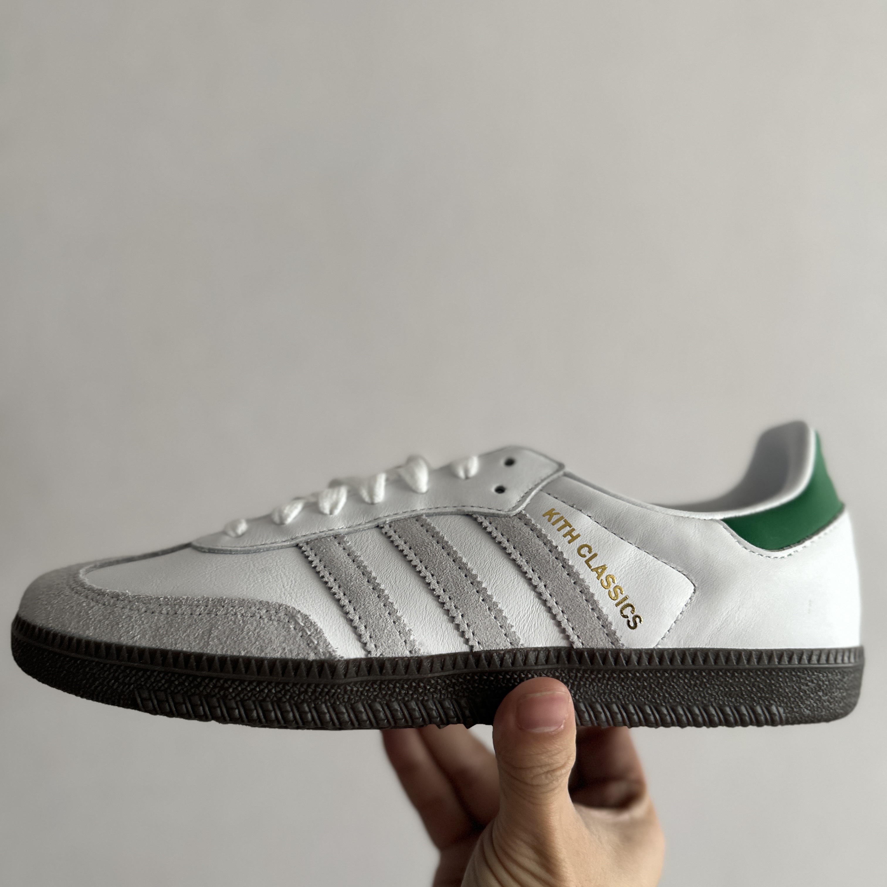 Adidas x Kith Samba OG Classics Program 착용 스타일 - 1