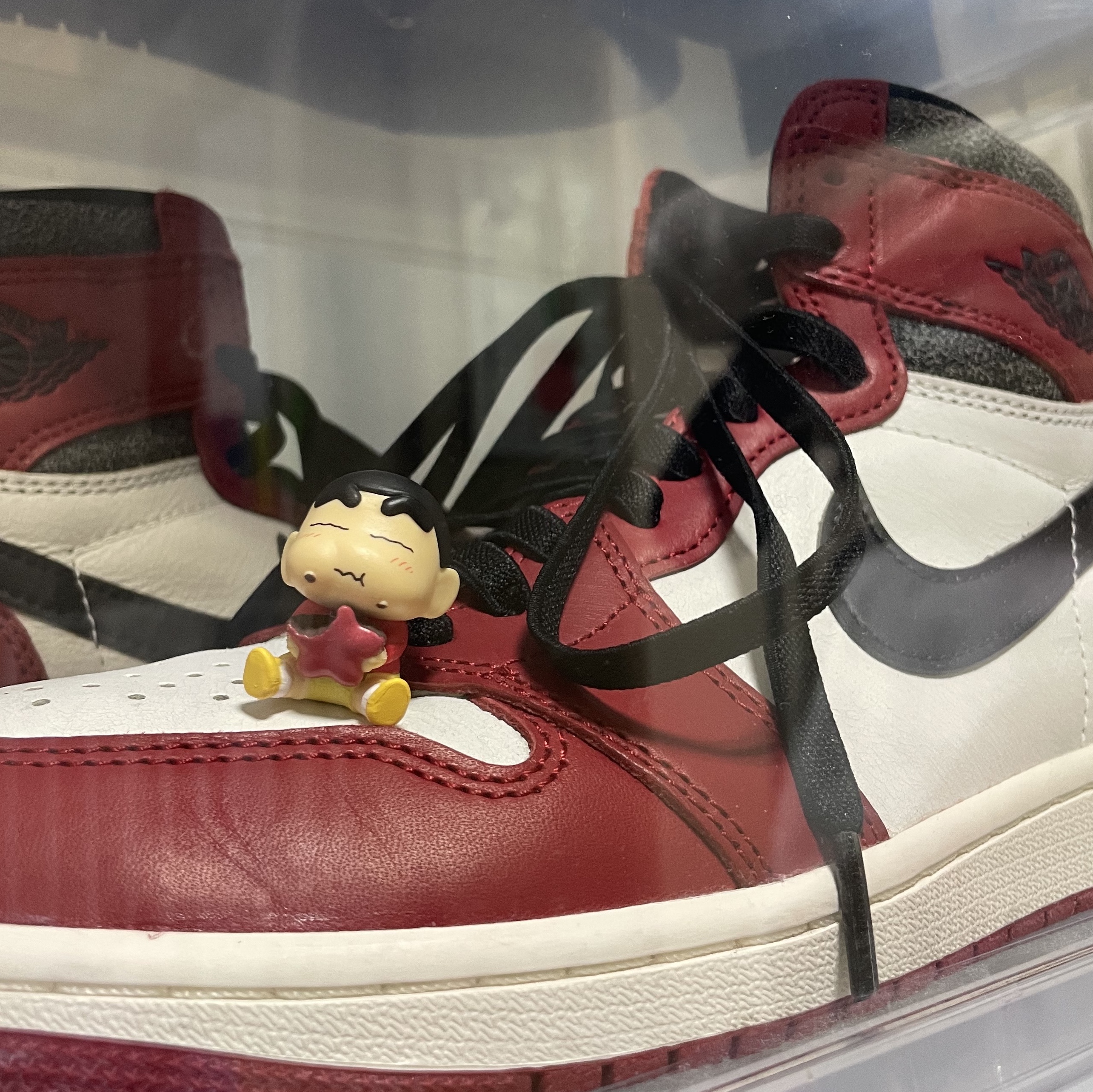 Nike Air Force 1 '07 Low White, Jordan 1 Retro High OG University Blue 착용 스타일 - 4