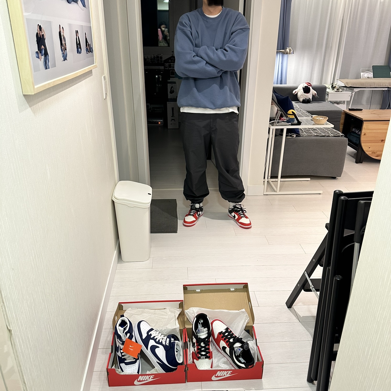 Nike x NBA Dunk Low Retro EMB Black and Chile Red 착용 스타일