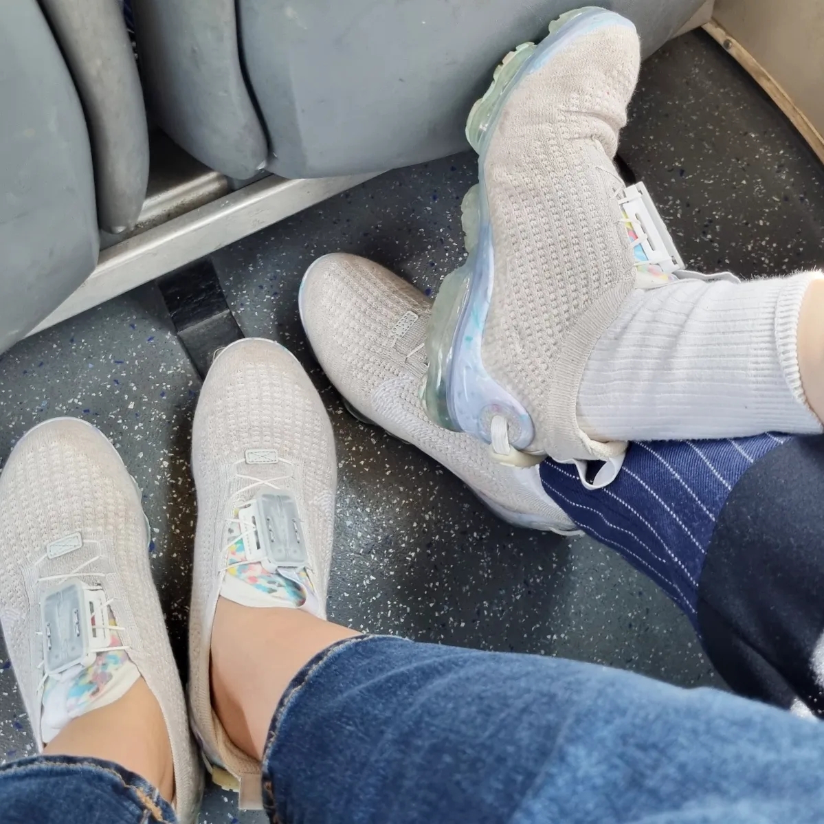 (W) Nike Air VaporMax 2020 Flyknit Summit White 착용 스타일