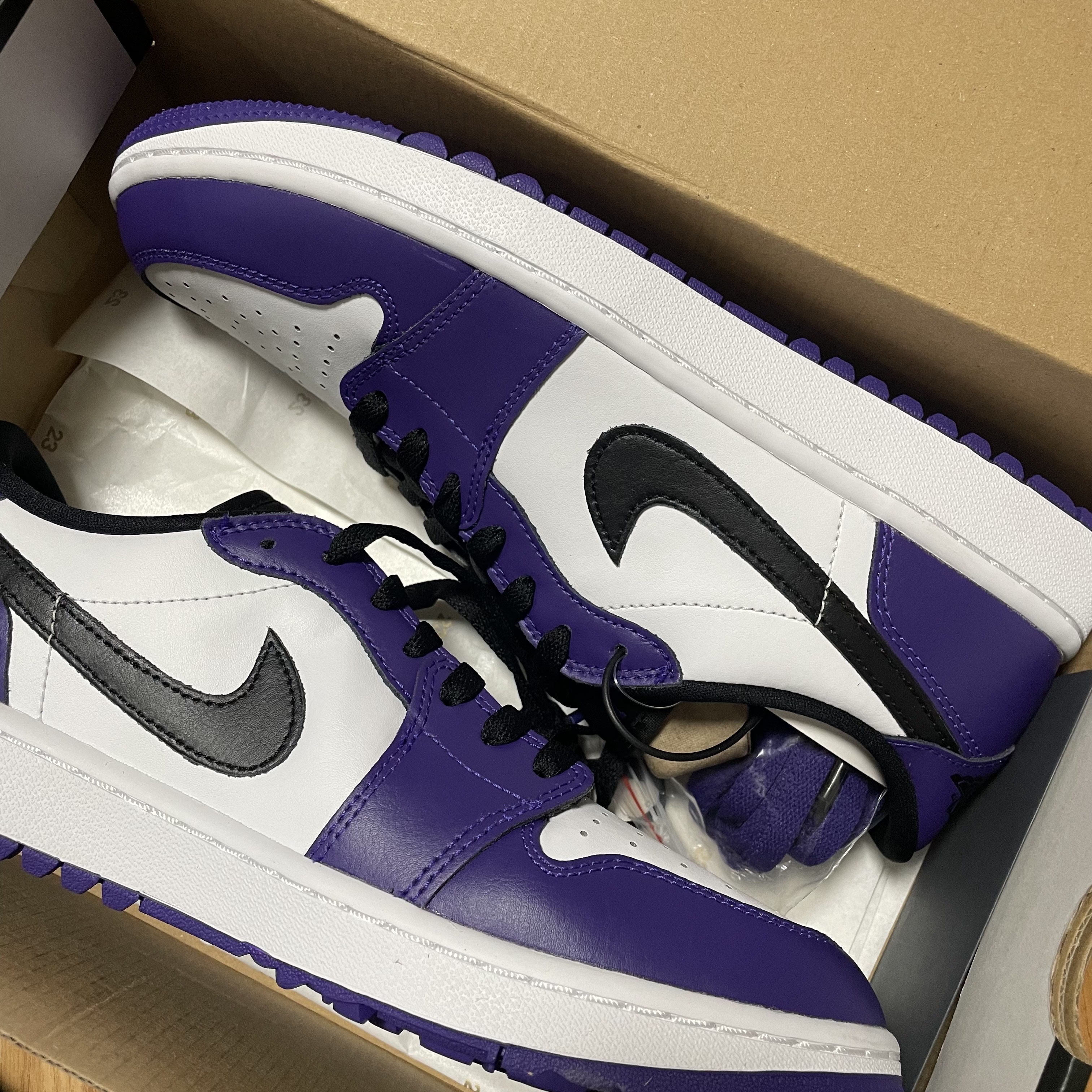 Jordan 1 Low Golf Court Purple 착용 스타일