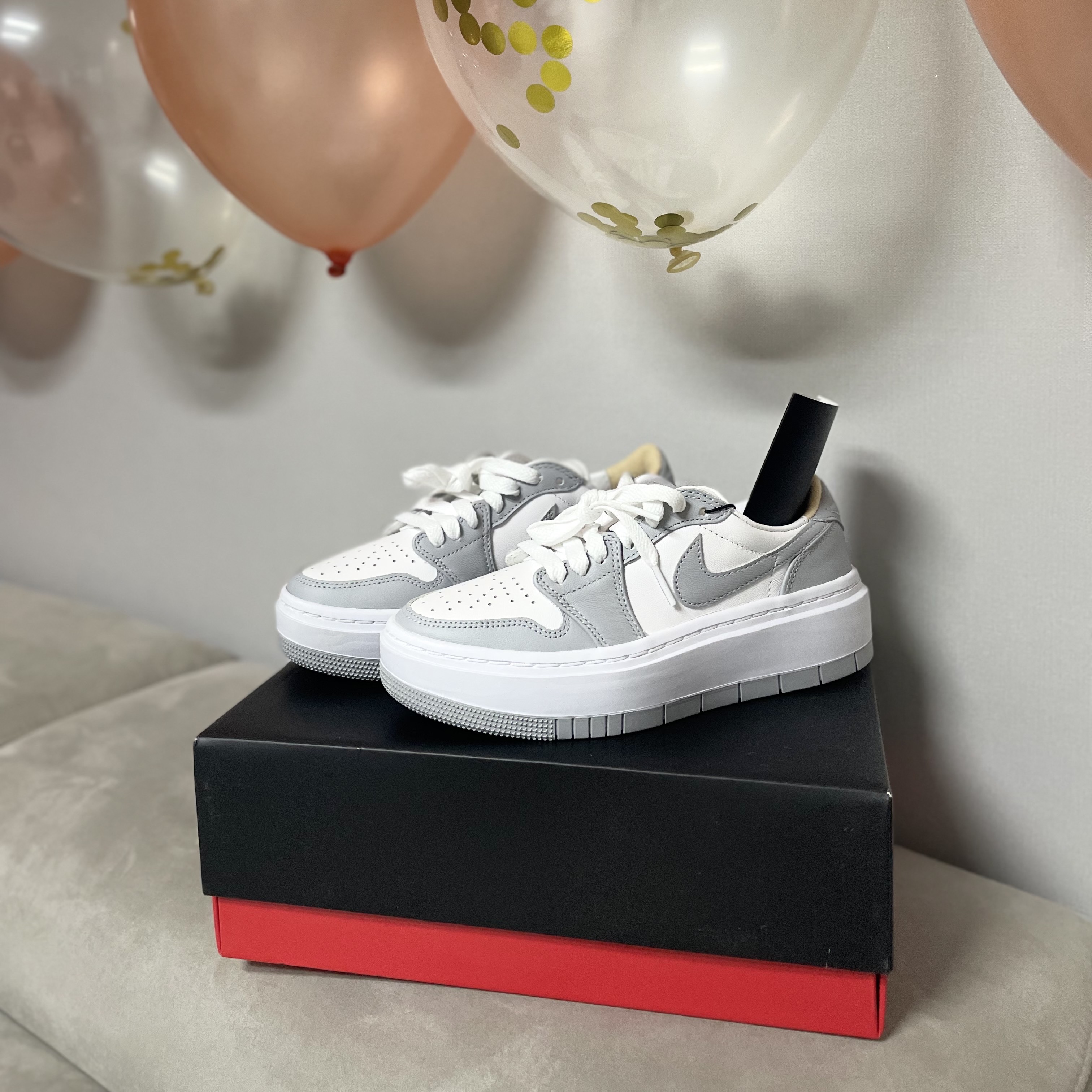 (W) Jordan 1 Elevate Low White and Wolf Grey 착용 스타일