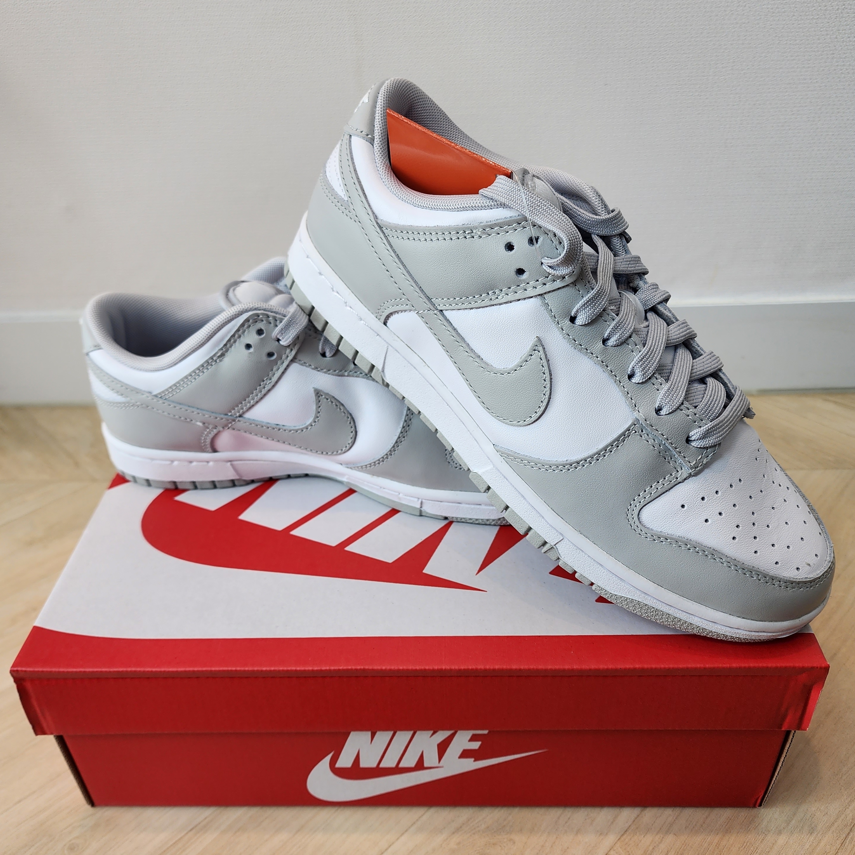 Nike Dunk Low Retro Grey Fog 착용 스타일