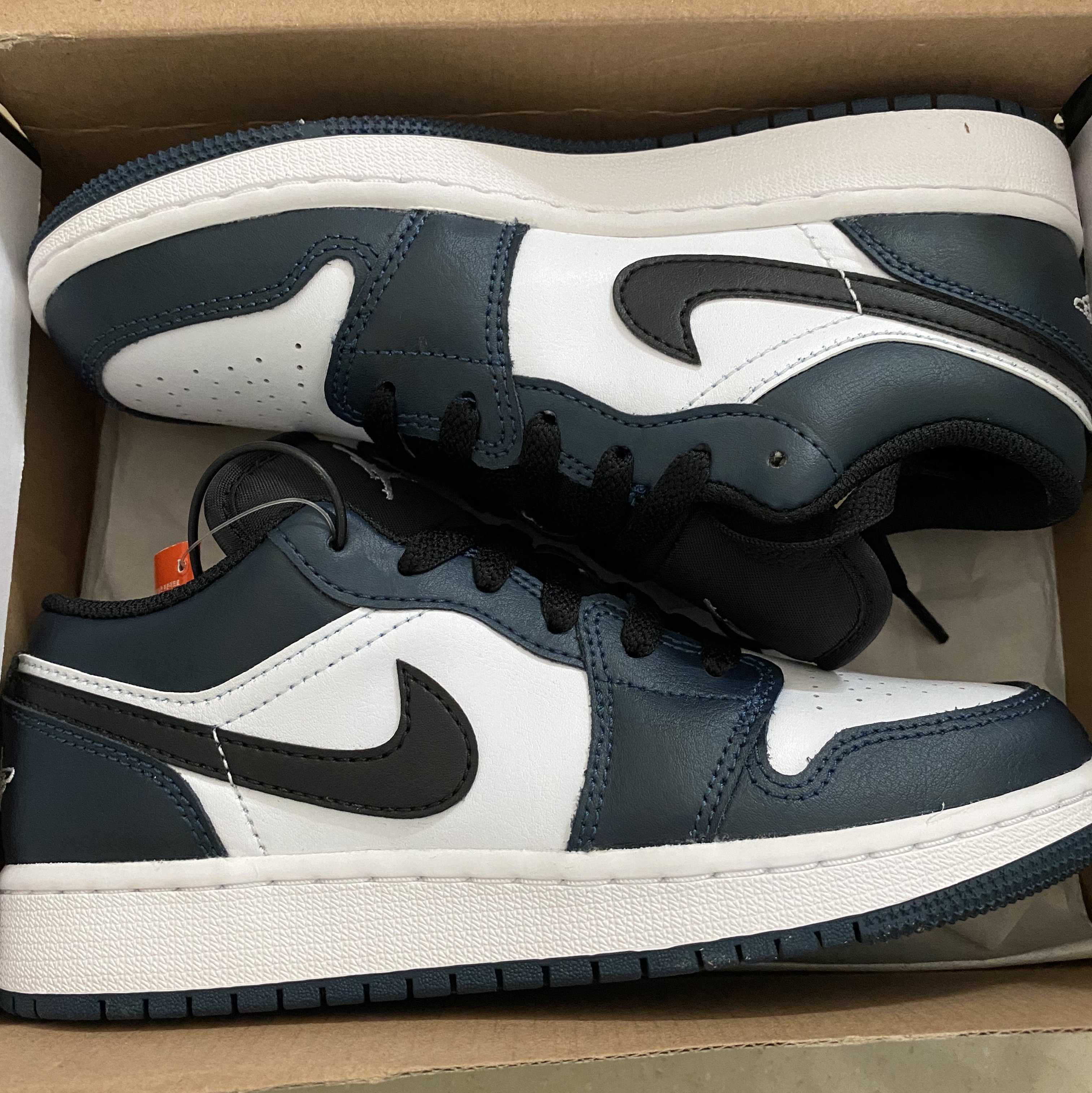 (GS) Jordan 1 Low Armory Navy 착용 스타일 - 1