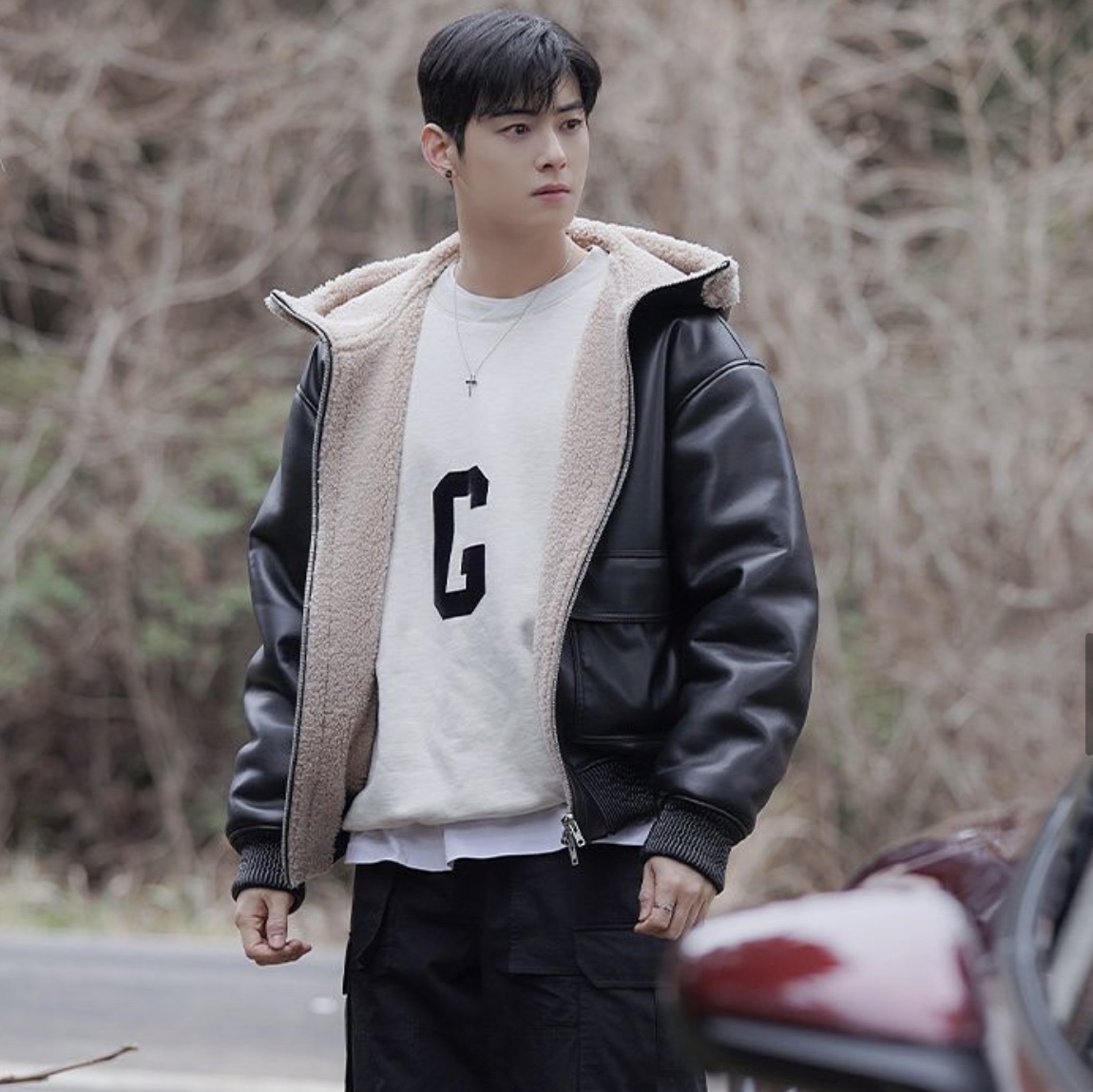 Fear of God G Crewneck Sweatshirt Cream Heather 착용 스타일 - 1