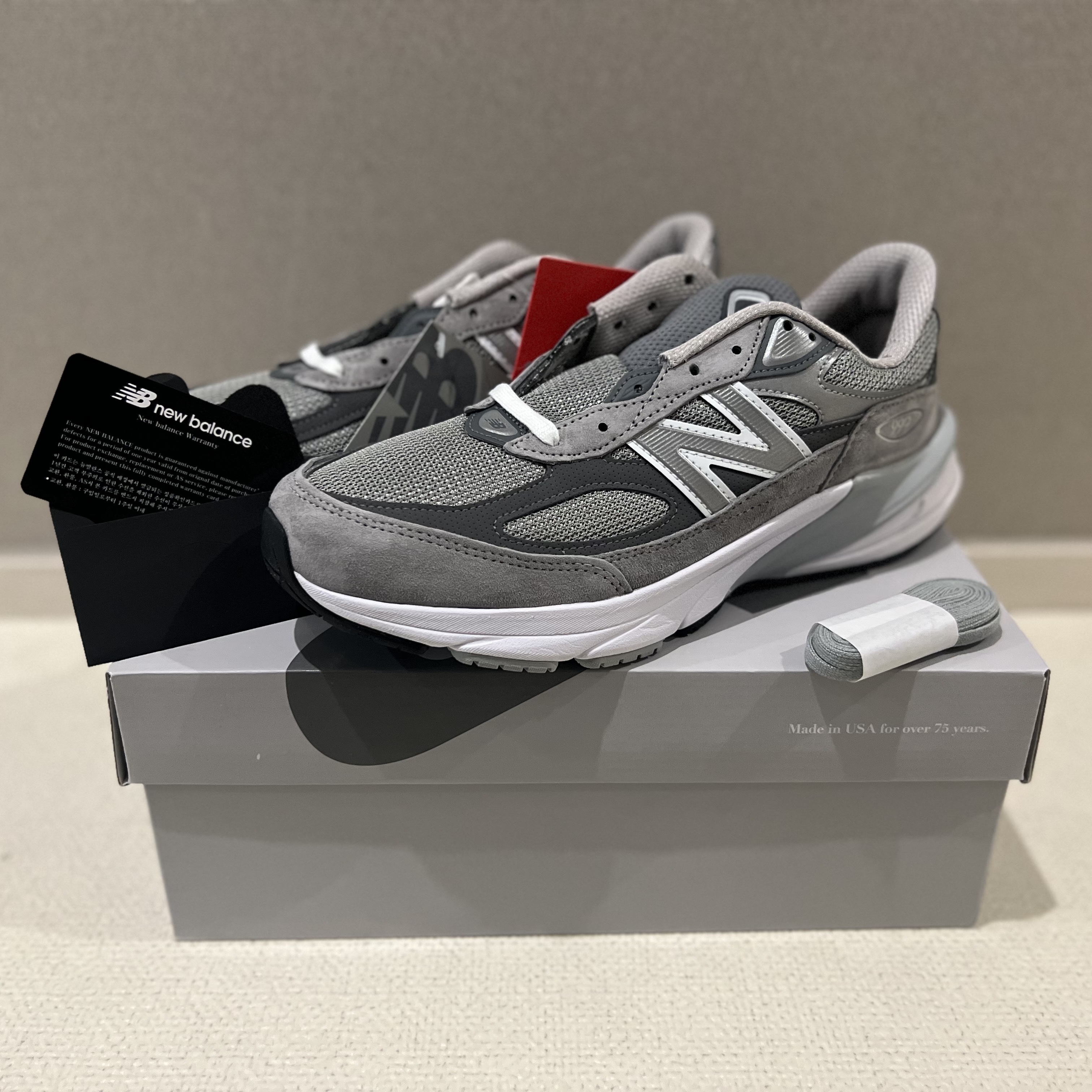 New Balance 990v6 Made in USA Grey - D Standard 착용 스타일 - 2
