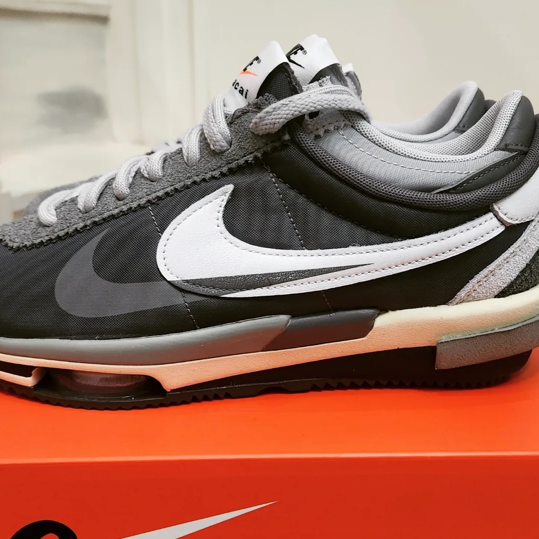Nike x Sacai Zoom Cortez SP Iron Grey 착용 스타일 - 1