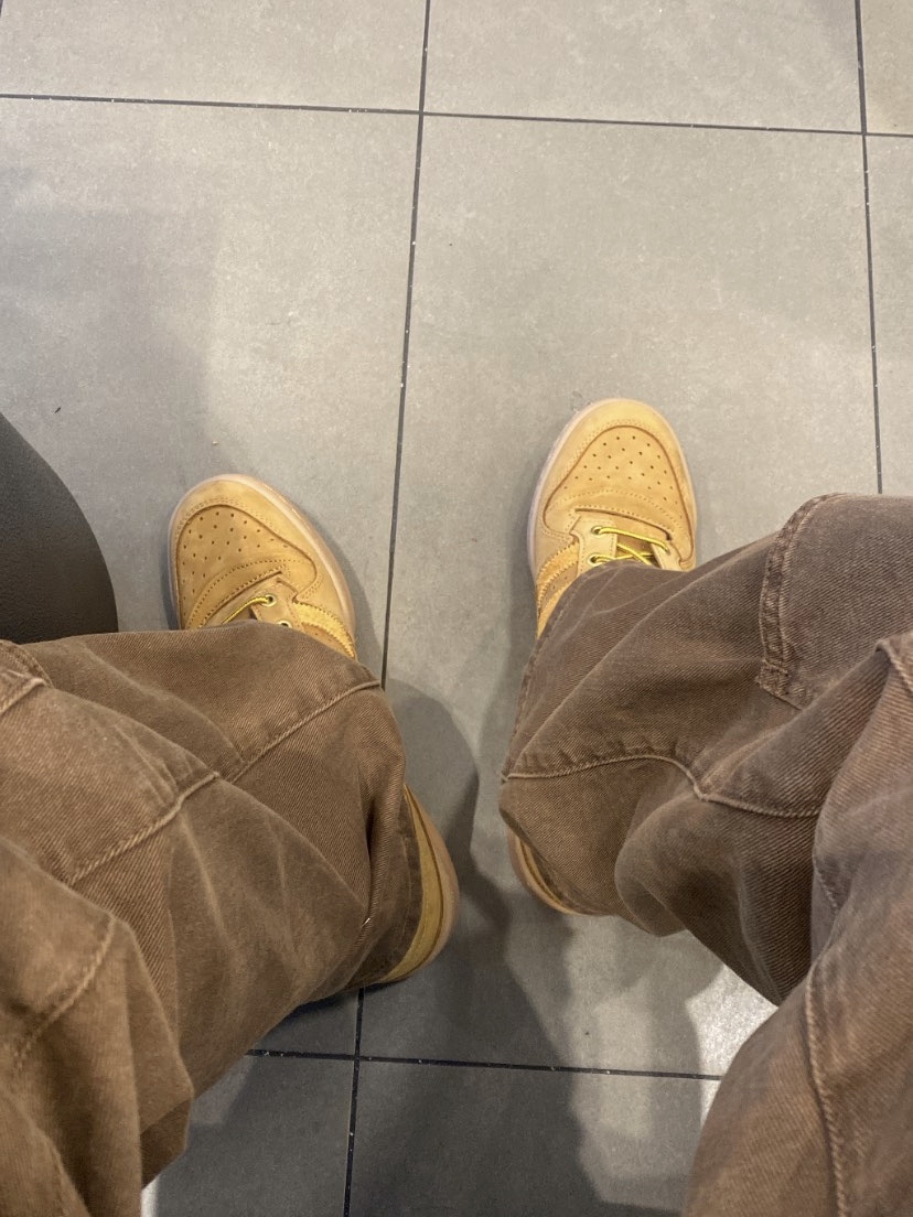 Adidas x Atmos Forum Low Mesa 착용 스타일