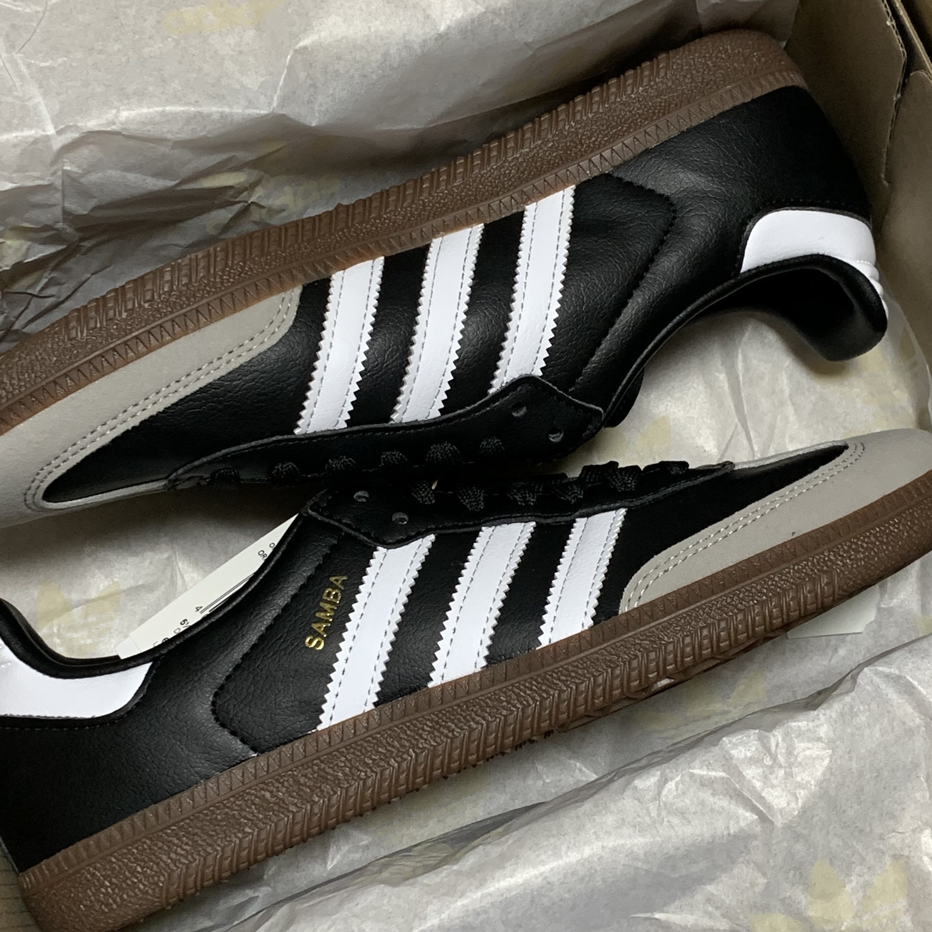 Adidas Samba Vegan Black White 착용 스타일