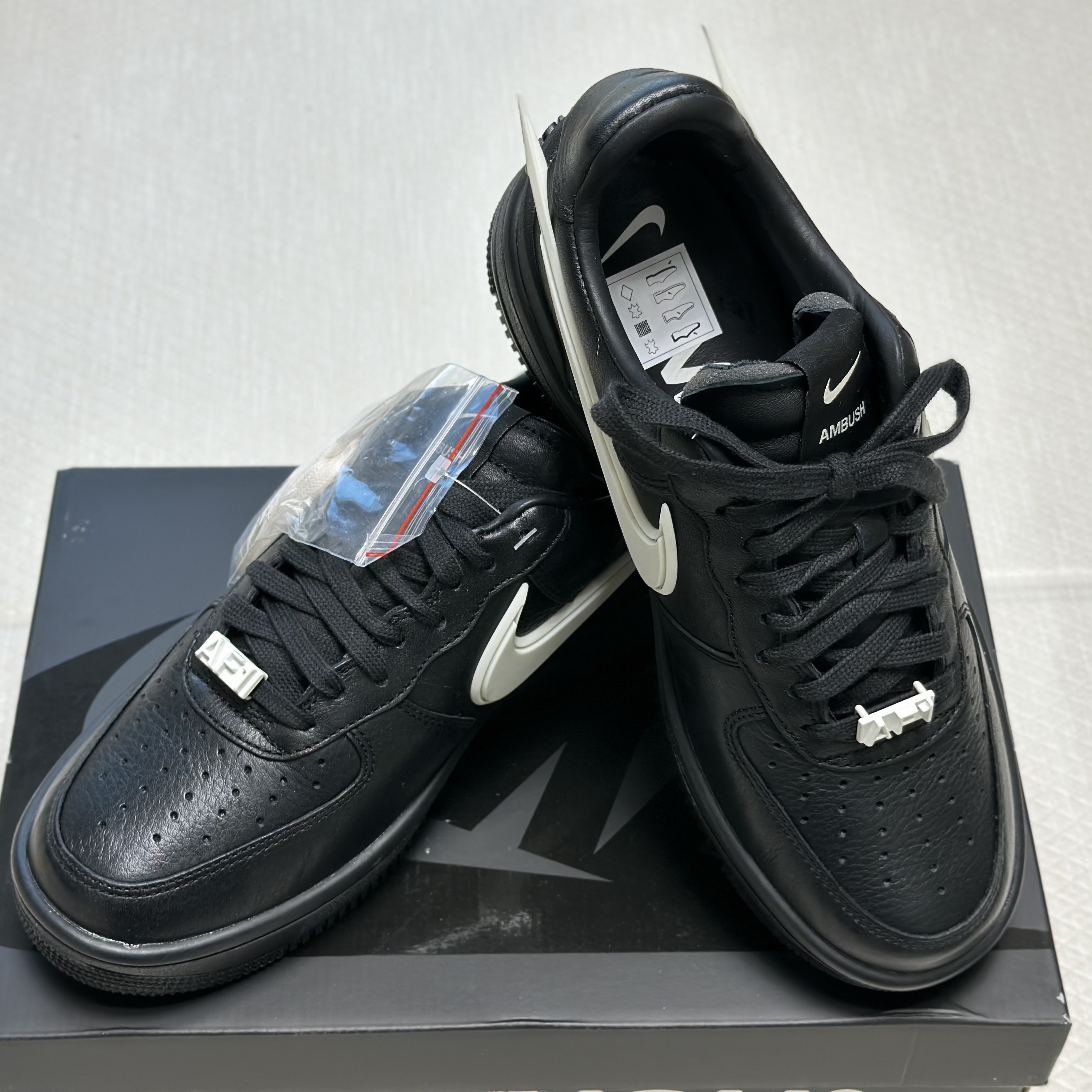 Nike x Ambush Air Force 1 Low SP Black 착용 스타일 - 1