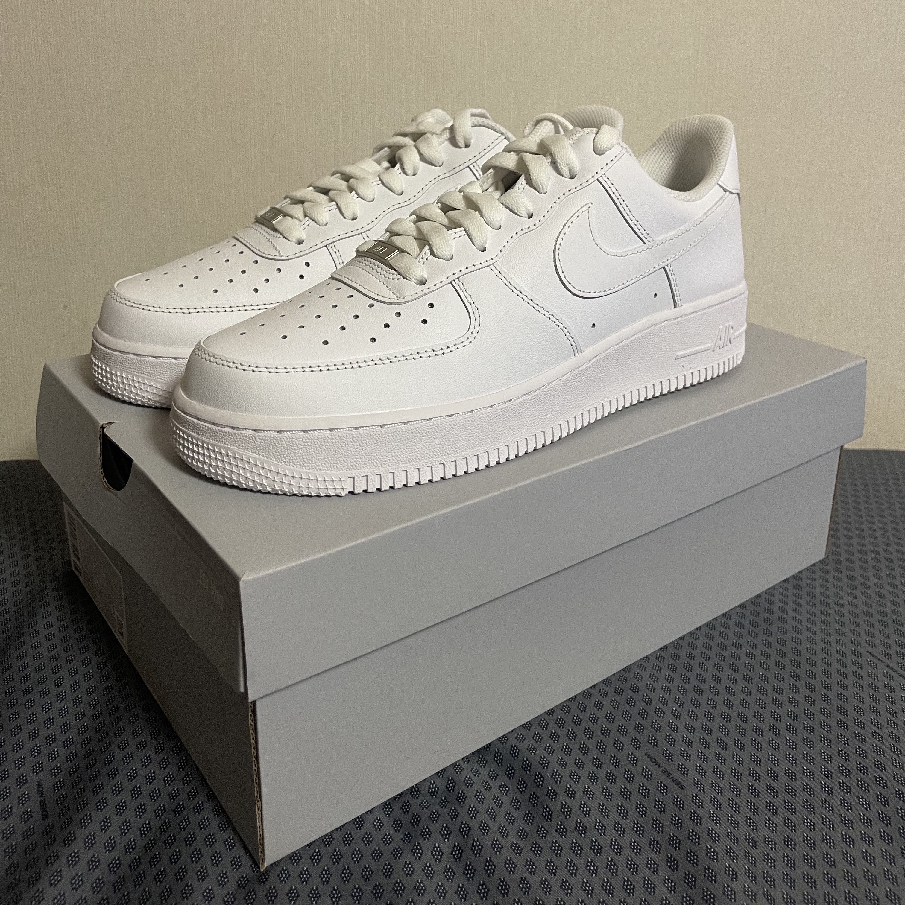 Nike Air Force 1 '07 Low White 착용 스타일
