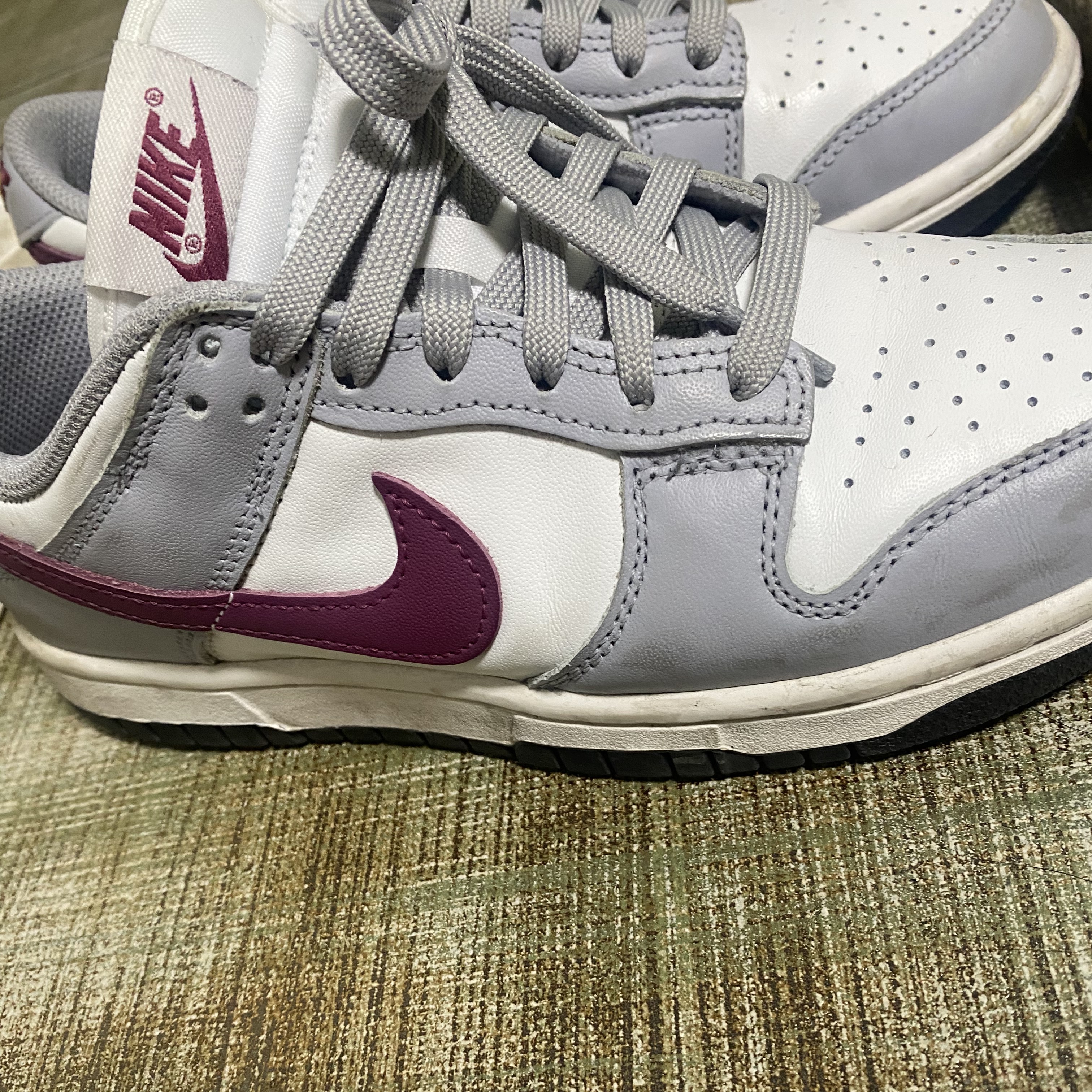 (W) Nike Dunk Low Wolf Grey Rosewood 착용 스타일