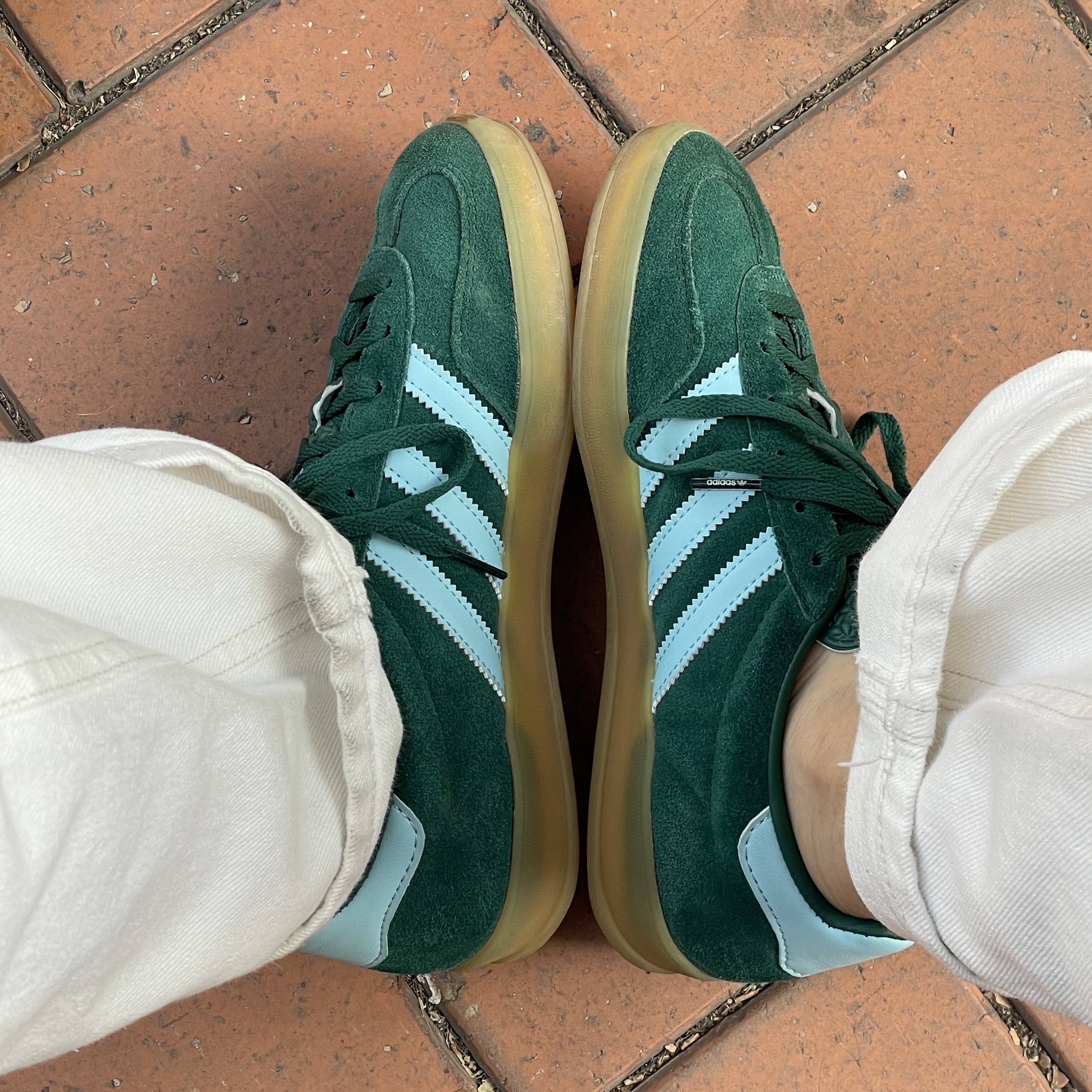 Adidas Gazelle Indoor Collegiate Green Hazy Sky 착용 스타일 - 3
