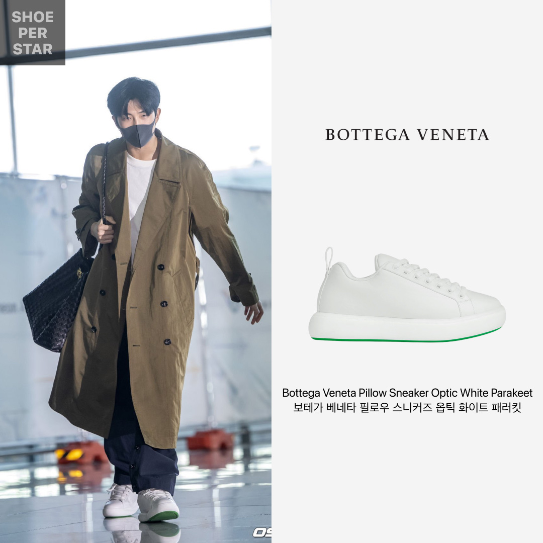 Bottega Veneta Pillow Sneaker Optic White Parakeet 착용 스타일 - 1