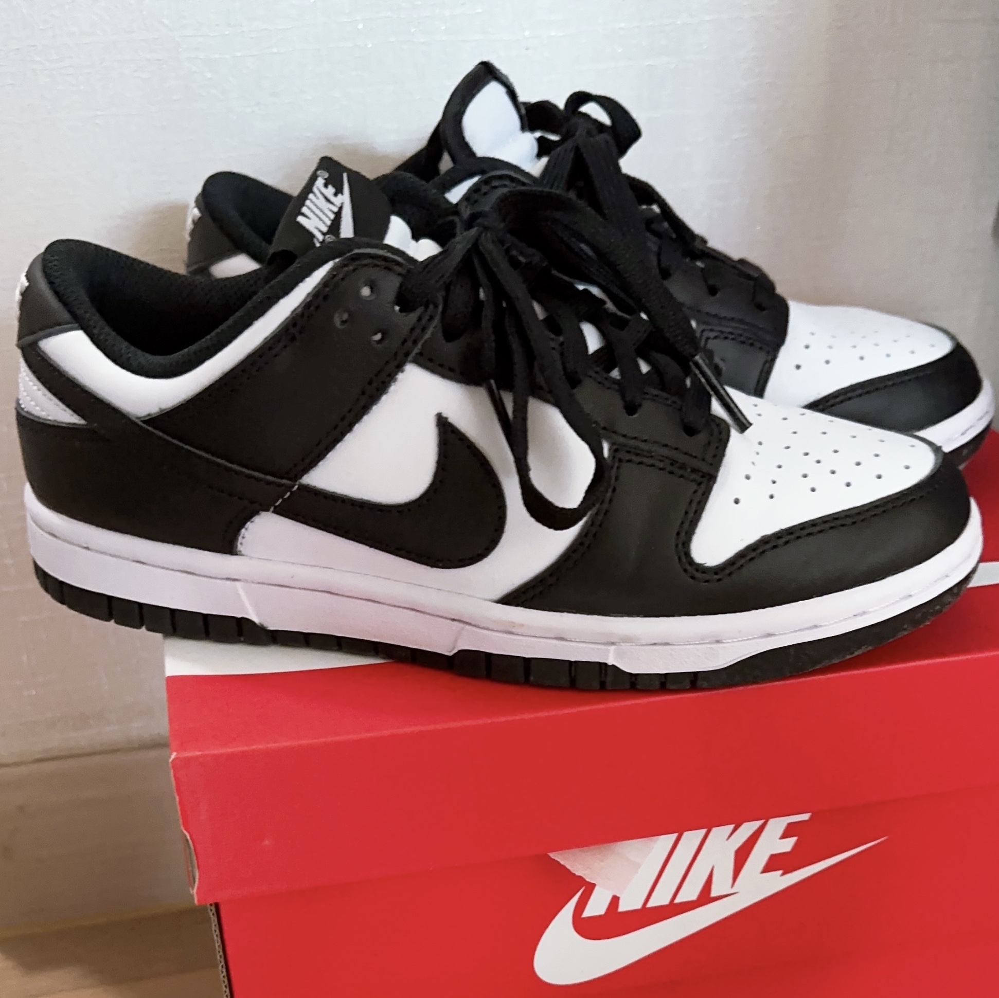 (W) Nike Dunk Low Black 착용 스타일