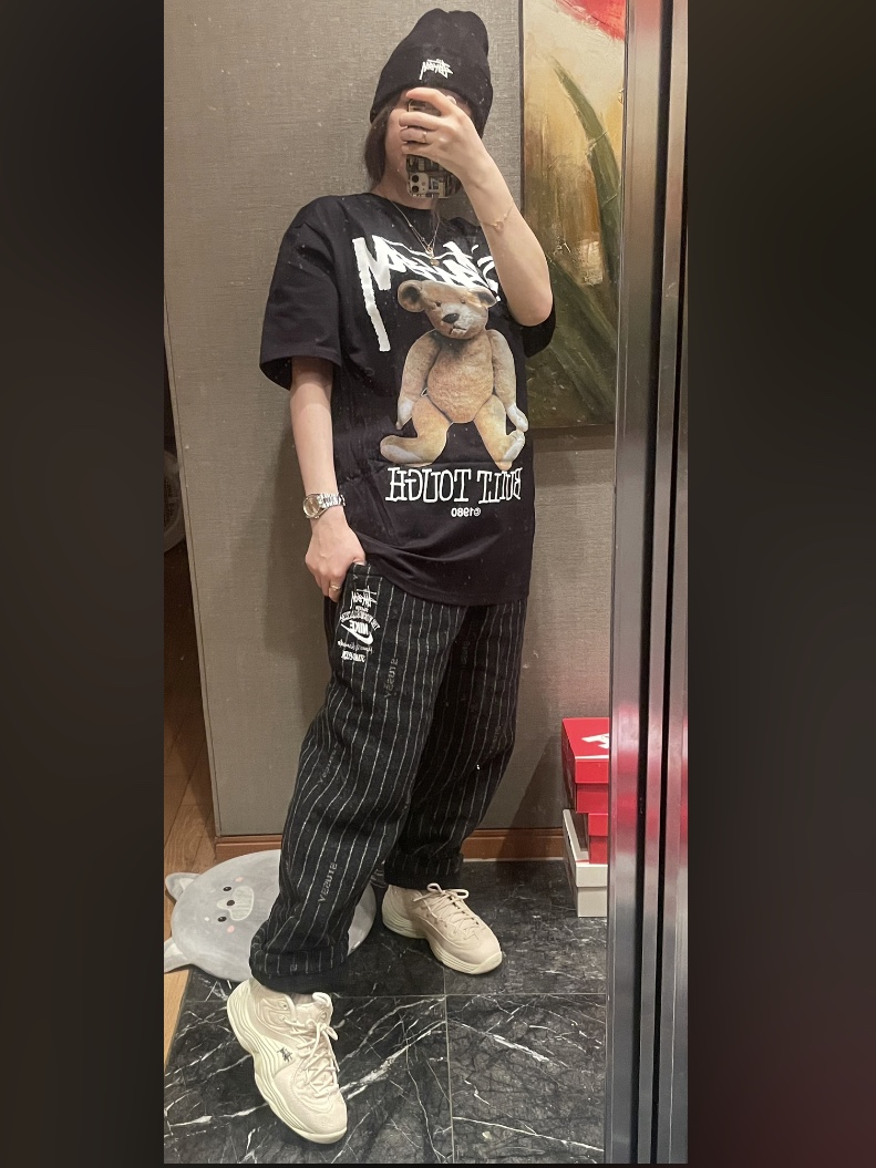 Stussy Built Tough T-Shirt White, Nike x Stussy NRG Striped Wool Pants Black (DR4021-010) 착용 스타일 - 3