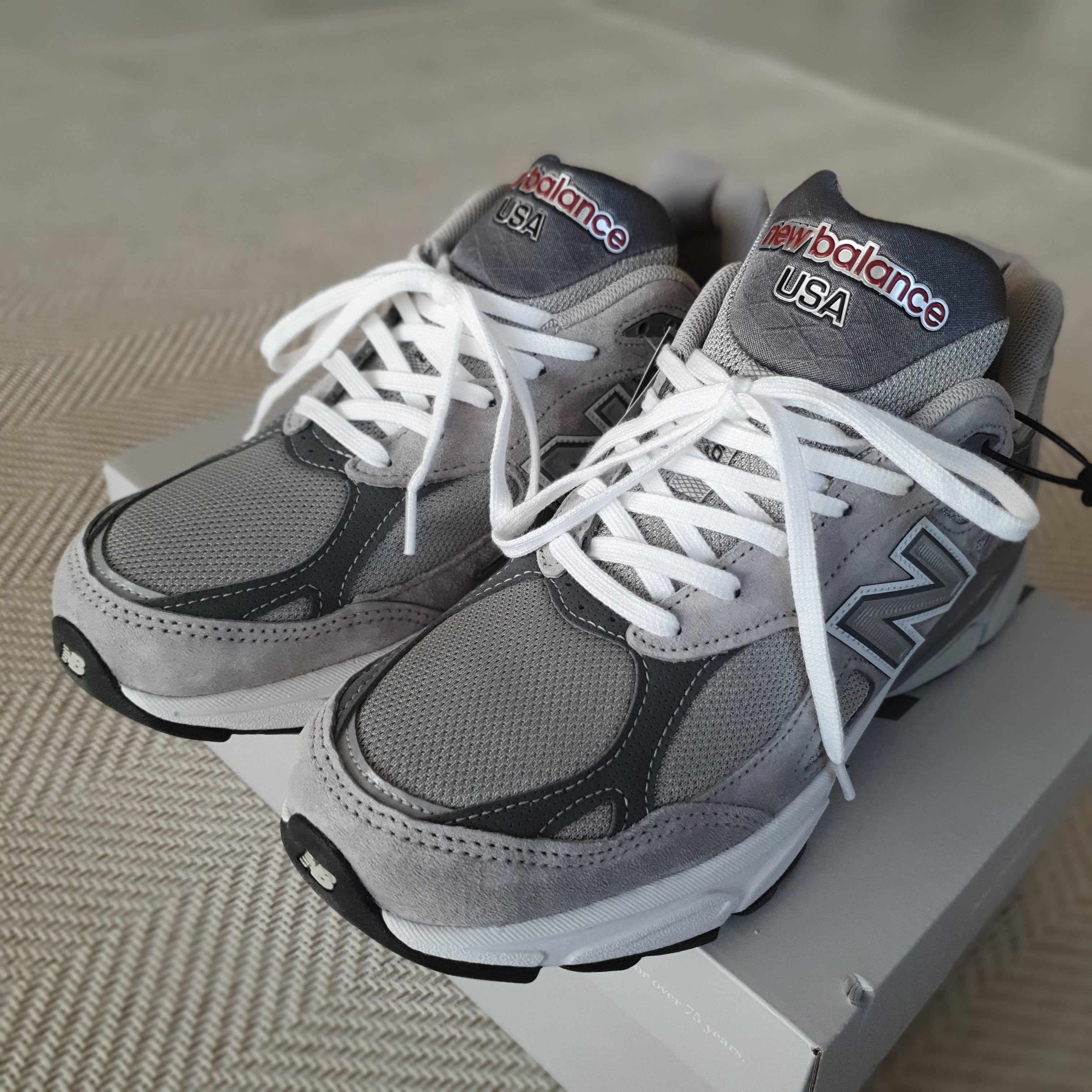 New Balance 990v3 Made in USA Grey - D Standard 착용 스타일