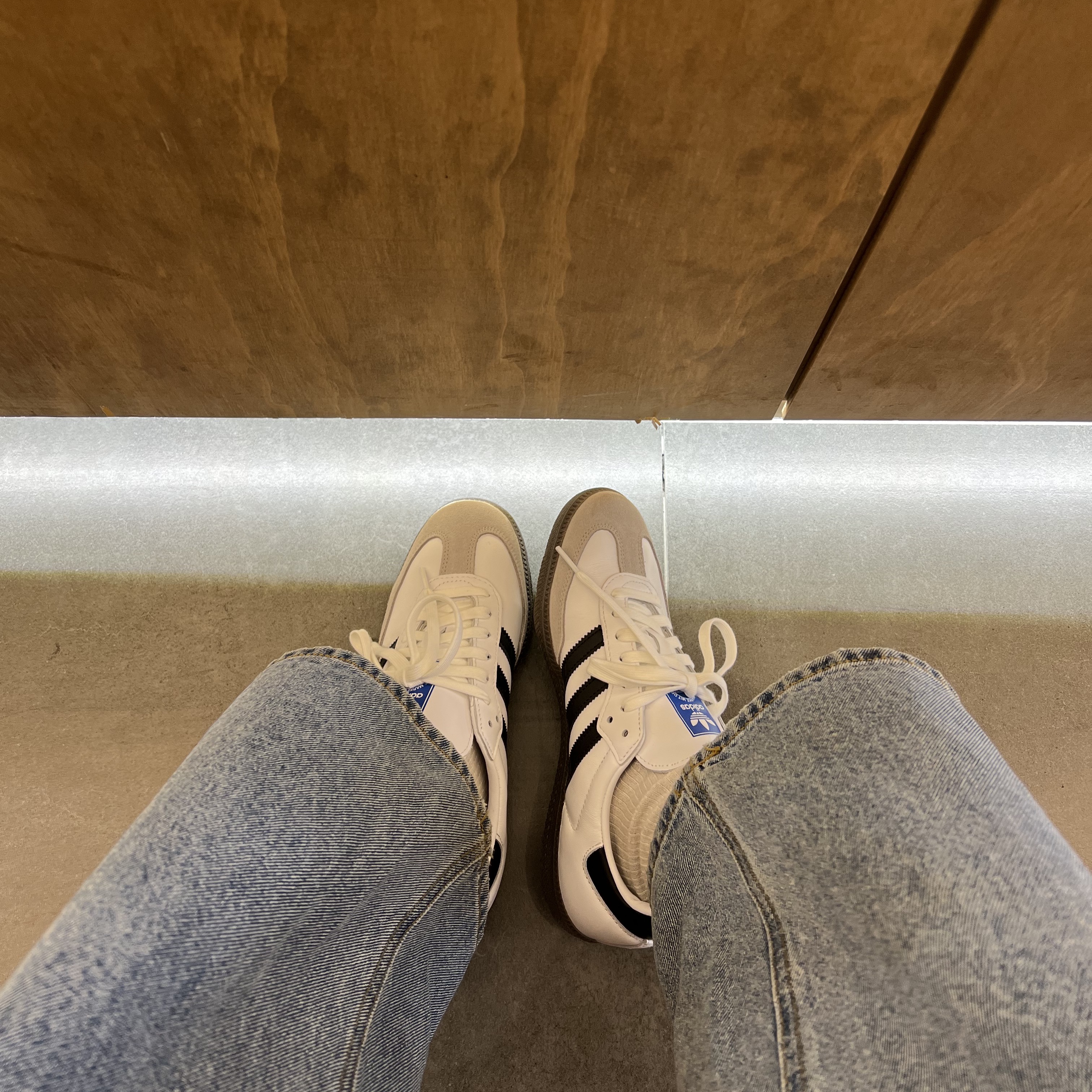 Adidas Samba OG Cloud White 착용 스타일