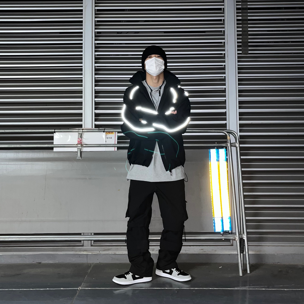 Our Legacy Ladon Leather Keychain Black, Jordan 1 Retro High OG Shadow 2.0 착용 스타일