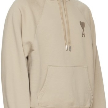 AMI de Coeur Tone-On-Tone Hoodie Beige Fonce 착용 스타일