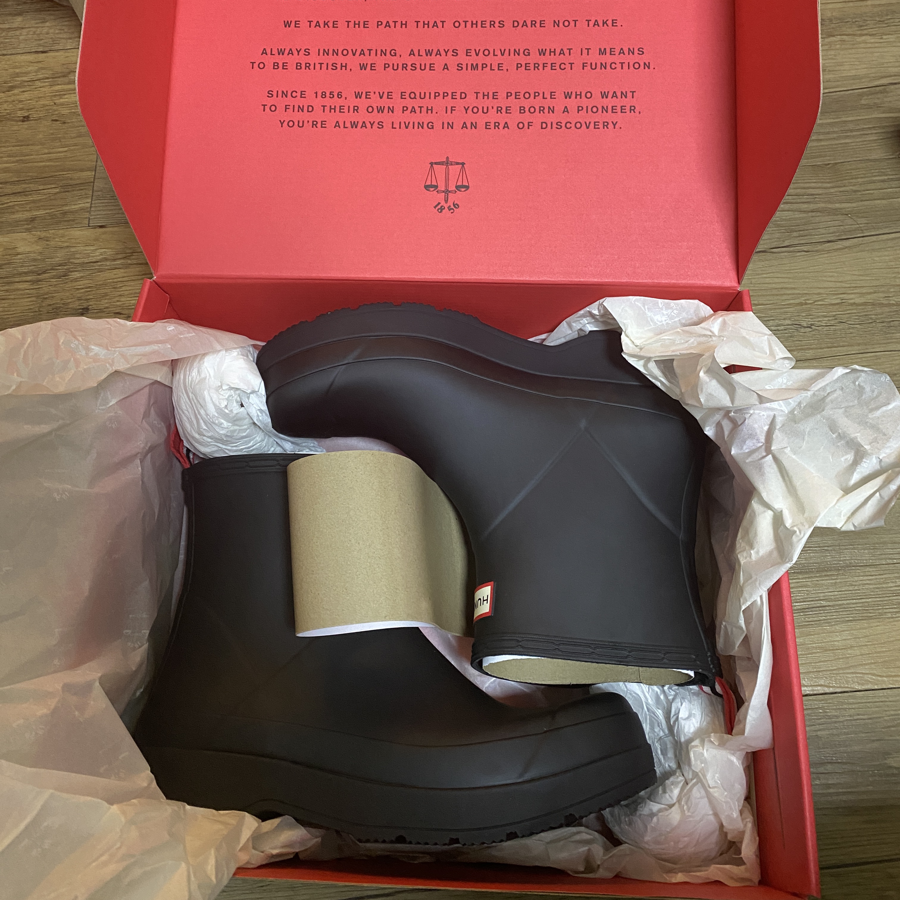 Hunter Original Play Short Rainboots Black 착용 스타일