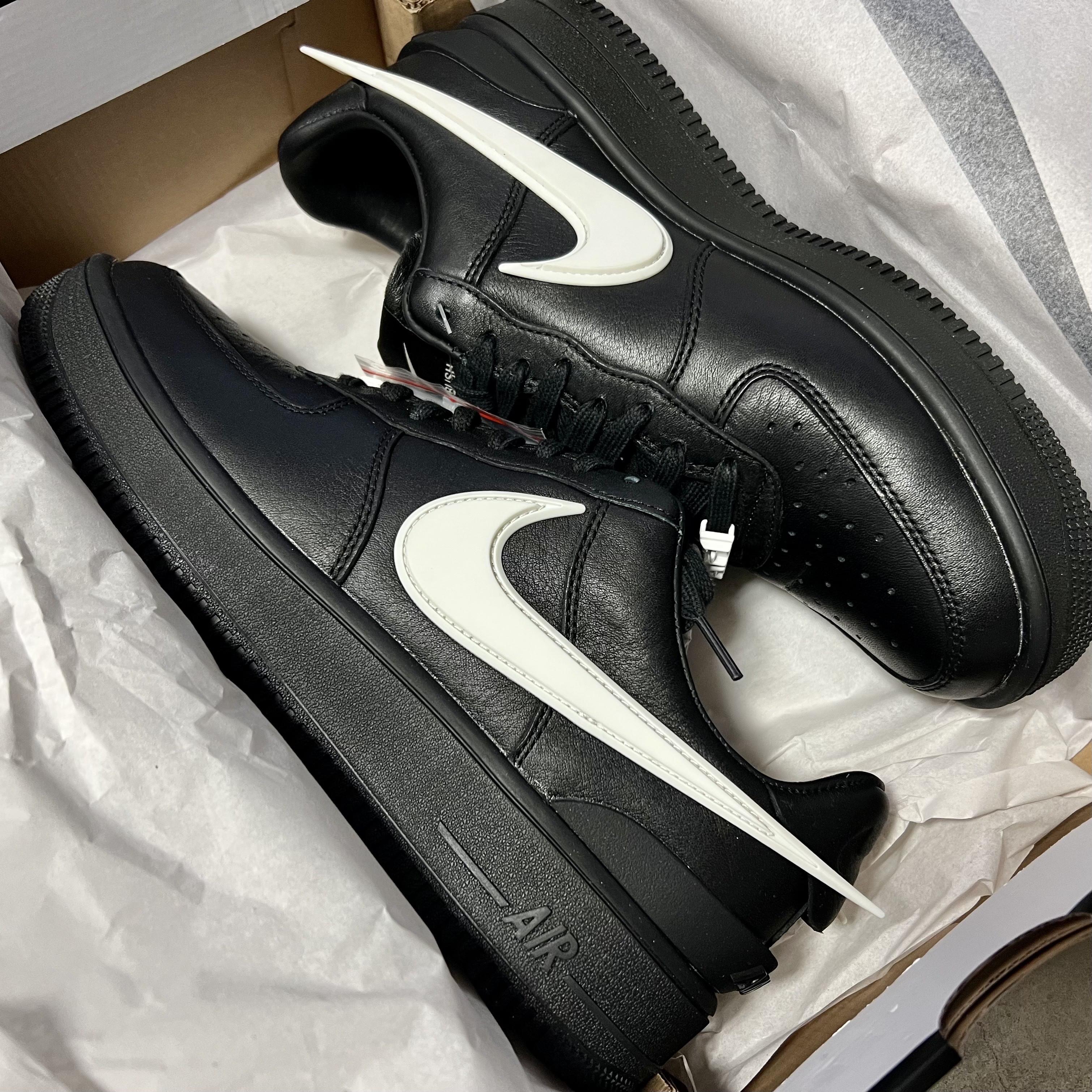Nike x Ambush Air Force 1 Low SP Black 착용 스타일 - 2