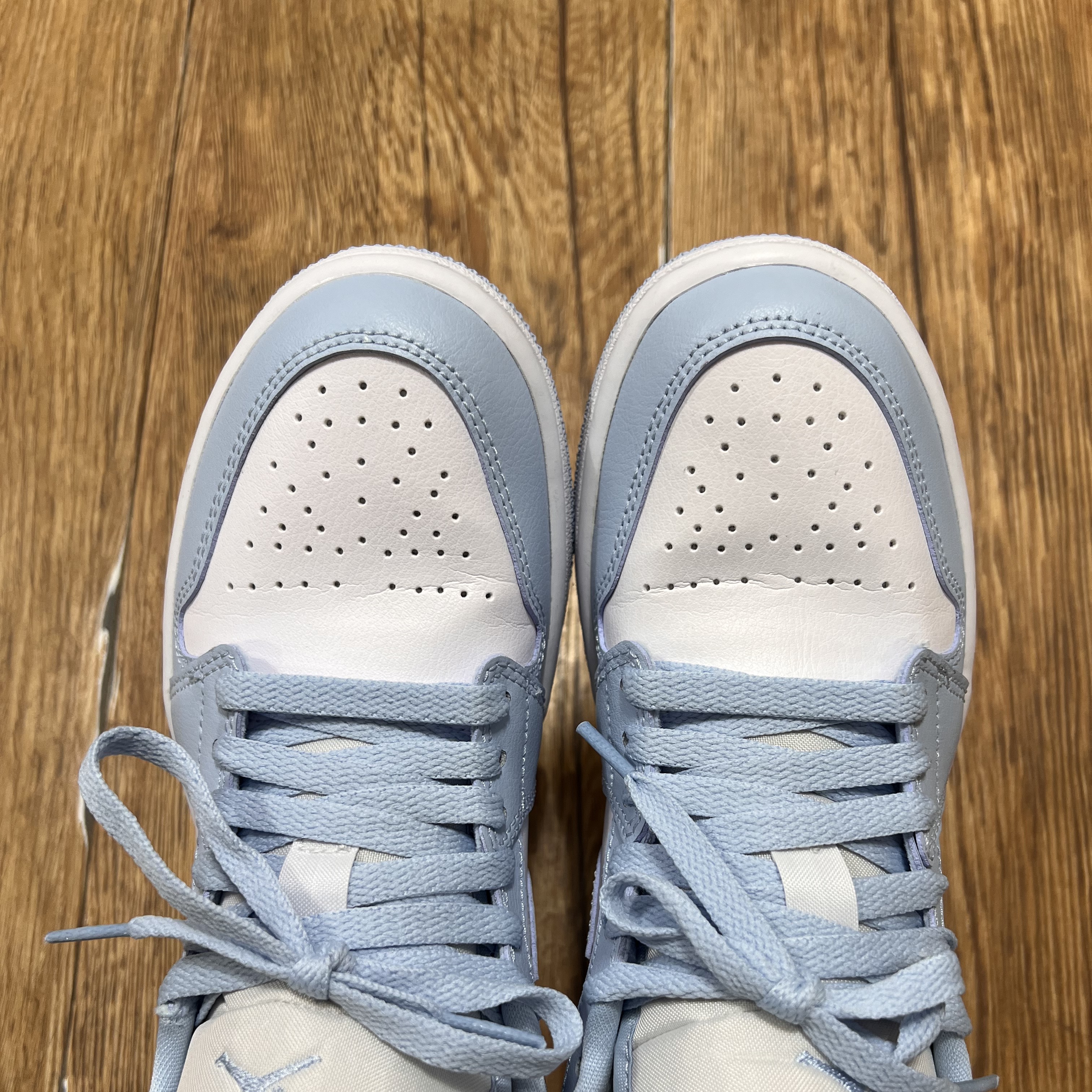 (W) Jordan 1 Low White Ice Blue 착용 스타일 - 2