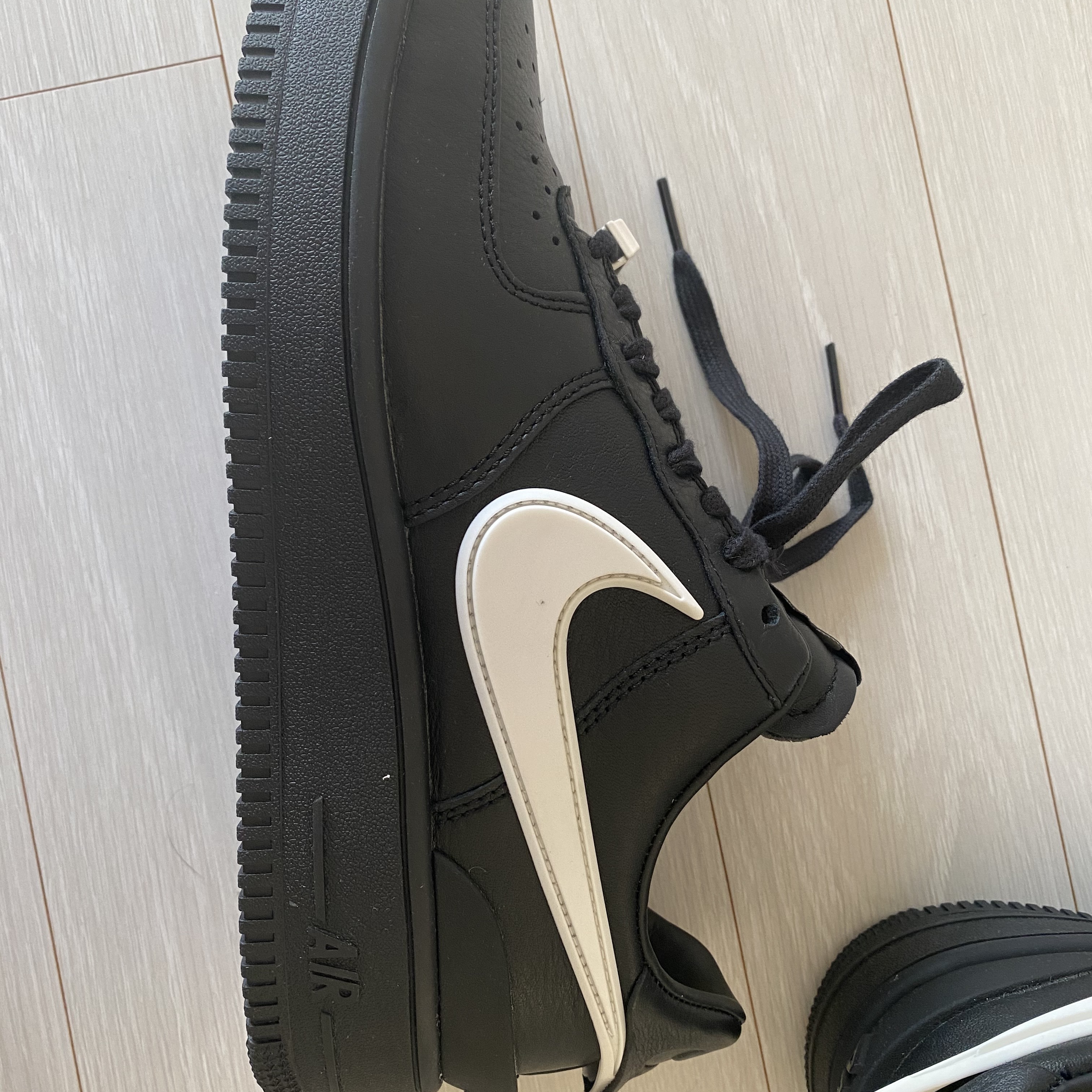 Nike x Ambush Air Force 1 Low SP Black 착용 스타일 - 4