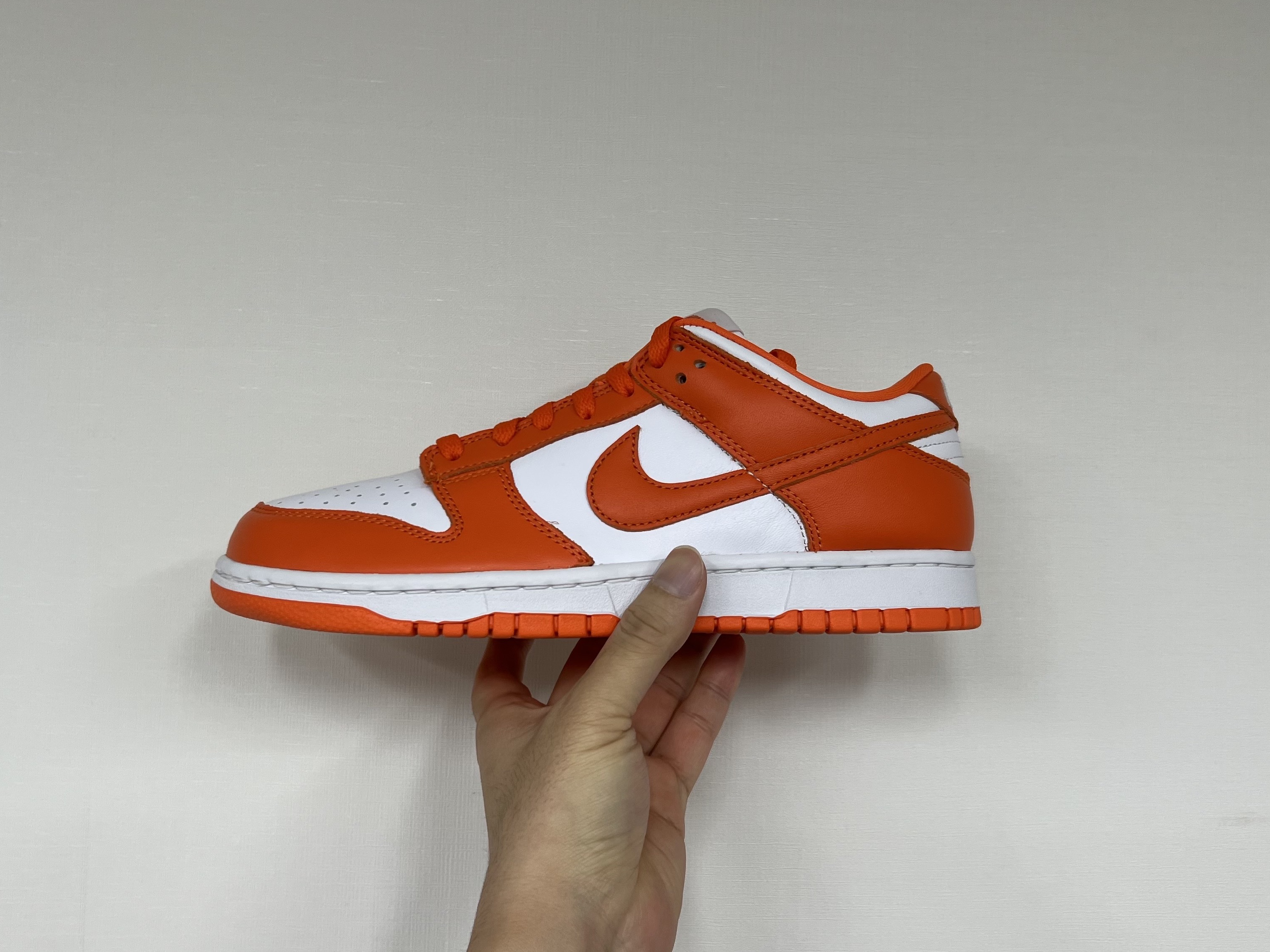 Nike Dunk Low SP Syracuse 2022 착용 스타일