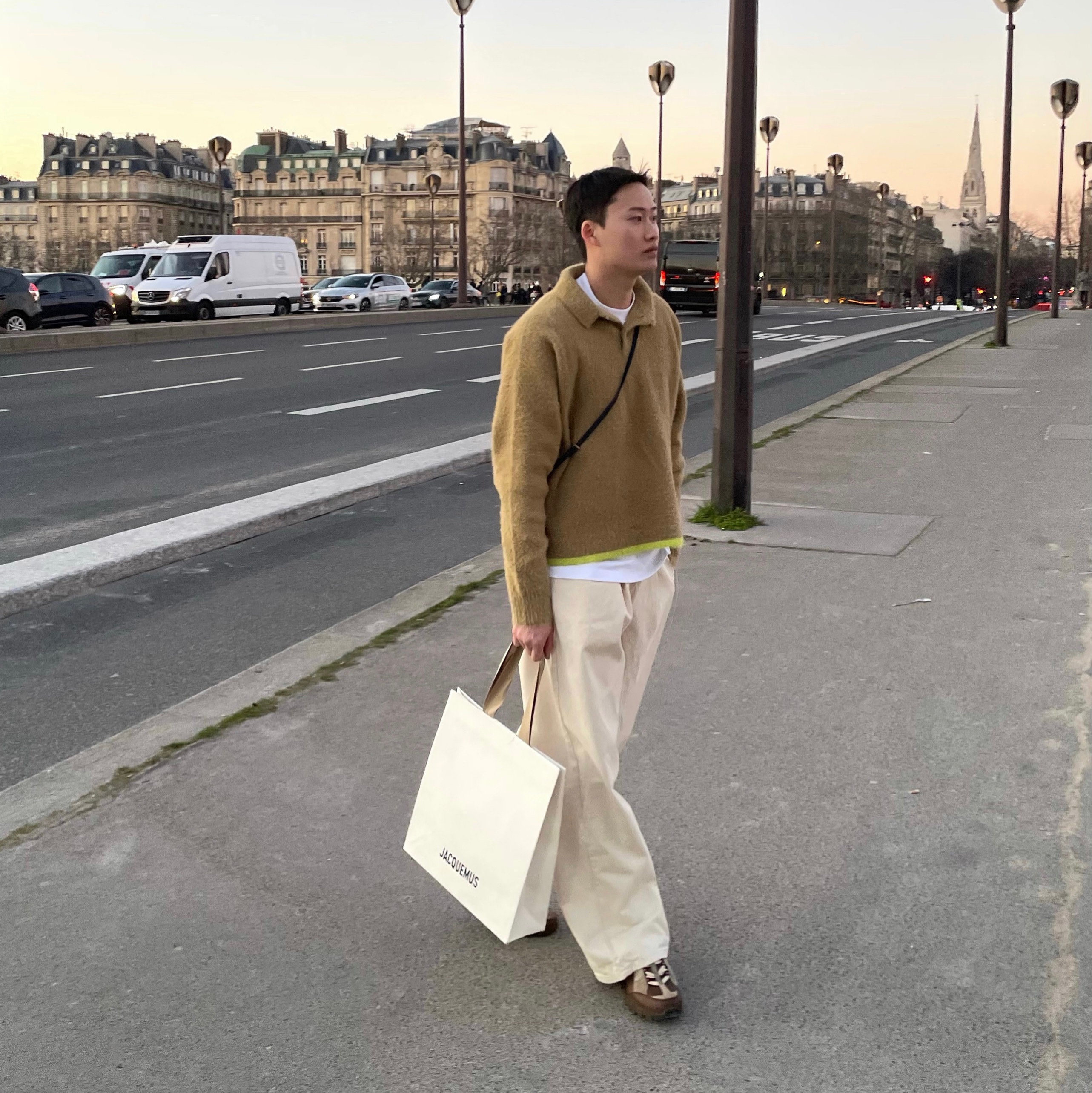 Nike x Jacquemus Air Humara LX Ale Brown and Gold, Jacquemus Le Polo Neve Fluffy Long Sleeve Beige 착용 스타일