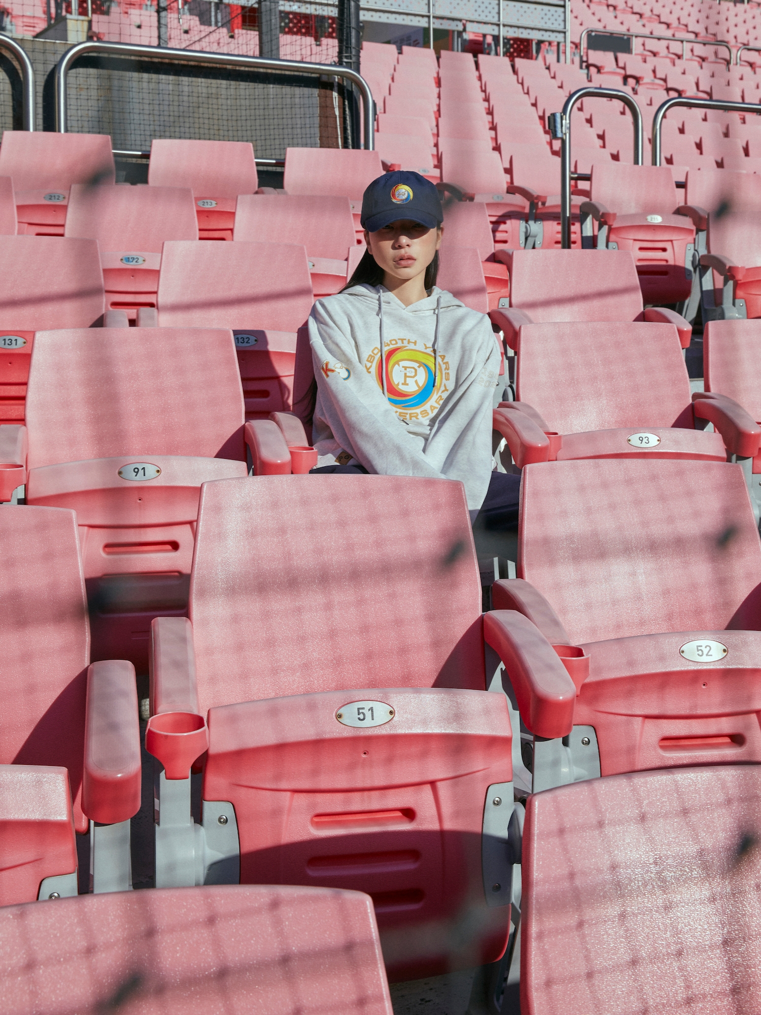 [KREAM 단독] Over The Pitch x KBO The 40th Anniversary Emblem Loose Fit Hoodie Light Melange, [KREAM 단독] Over The Pitch x KBO The 40th Anniversary Emblem Cap Navy 착용 스타일