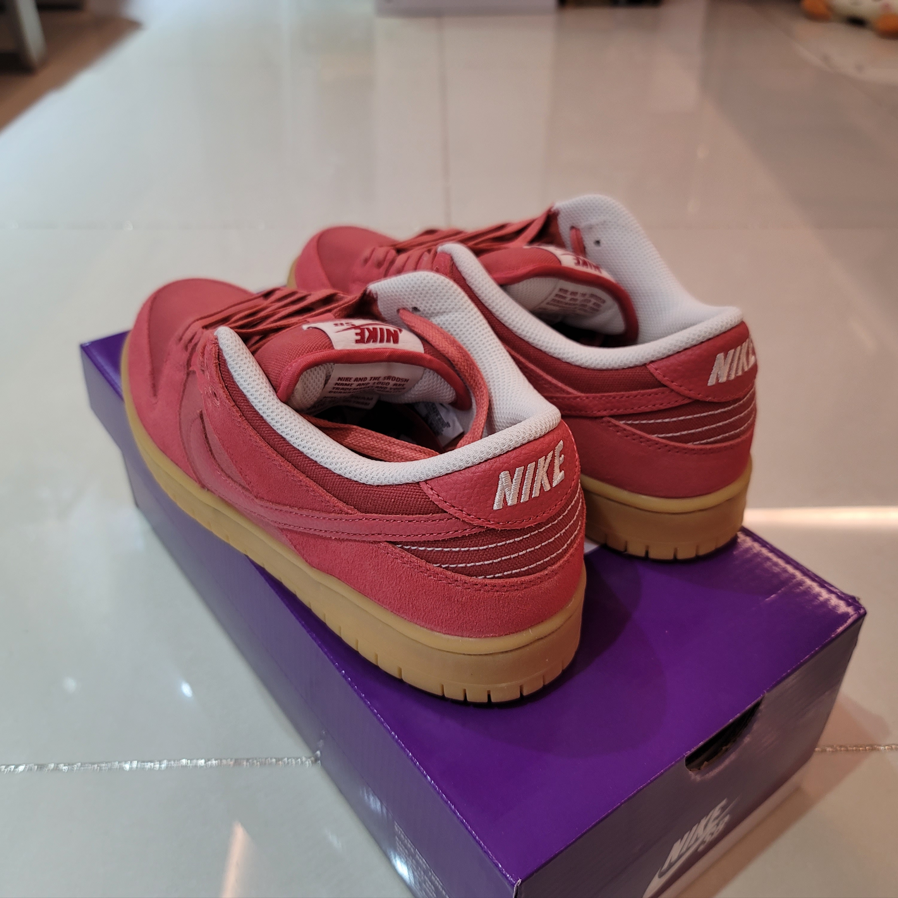 Nike SB Dunk Low Adobe 착용 스타일 - 3
